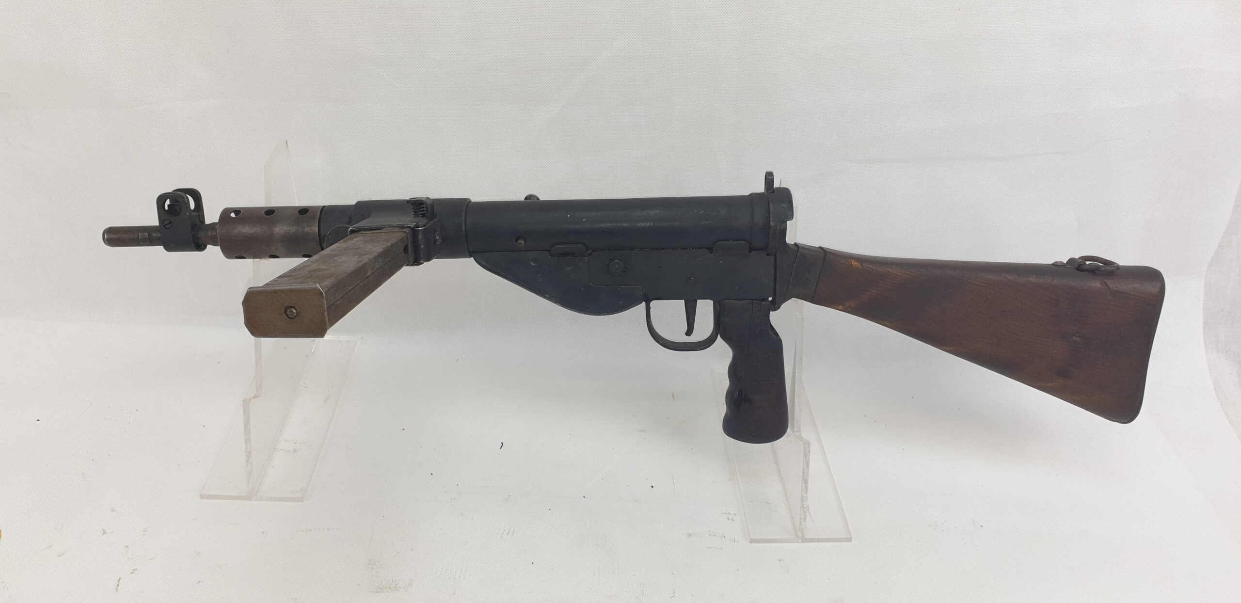 WW2 Era Sten MK 5 Sub-Machine Gun – Deactivated