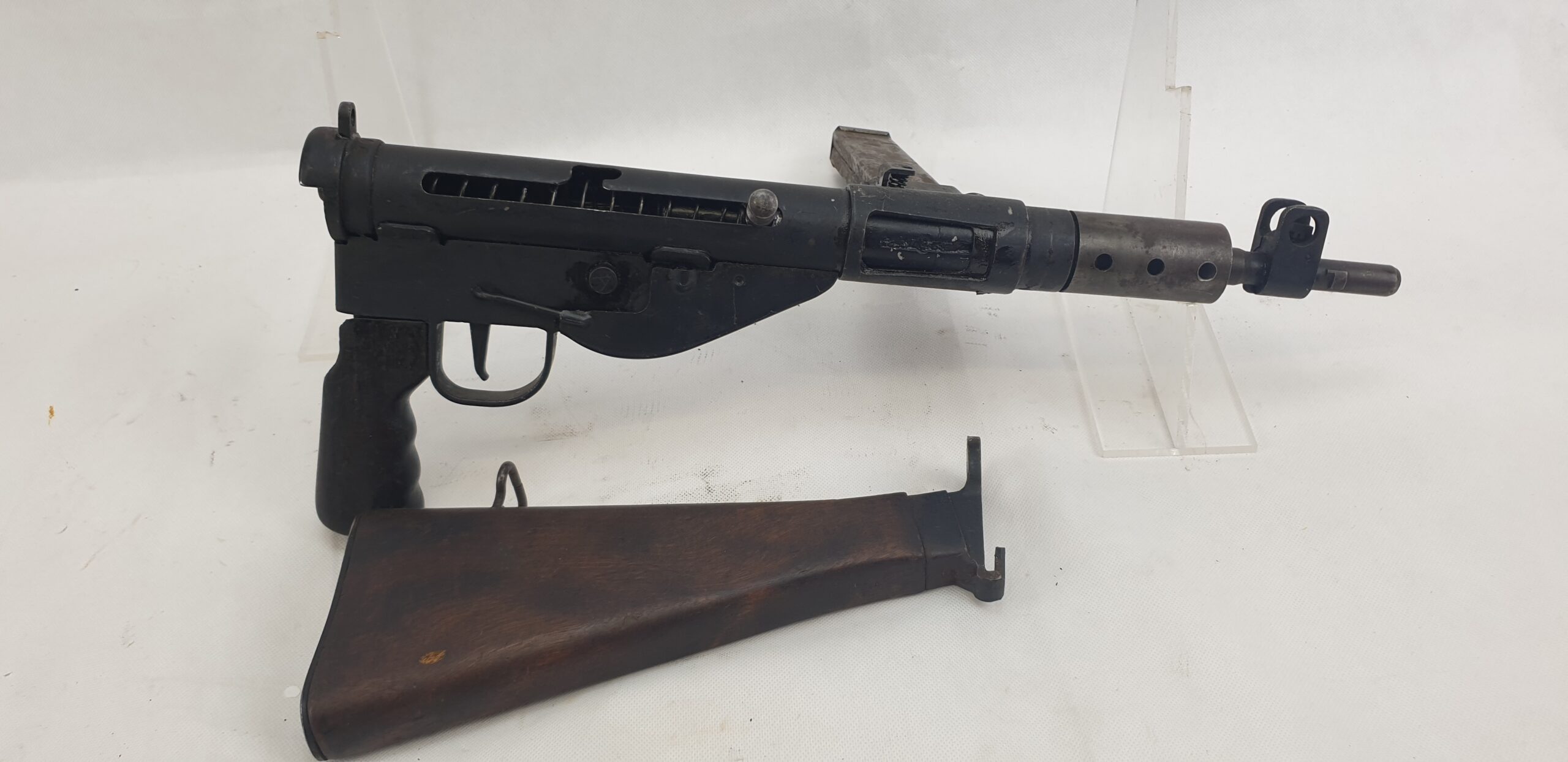 WW2 Era Sten MK 5 Sub-Machine Gun – Deactivated - Image 7