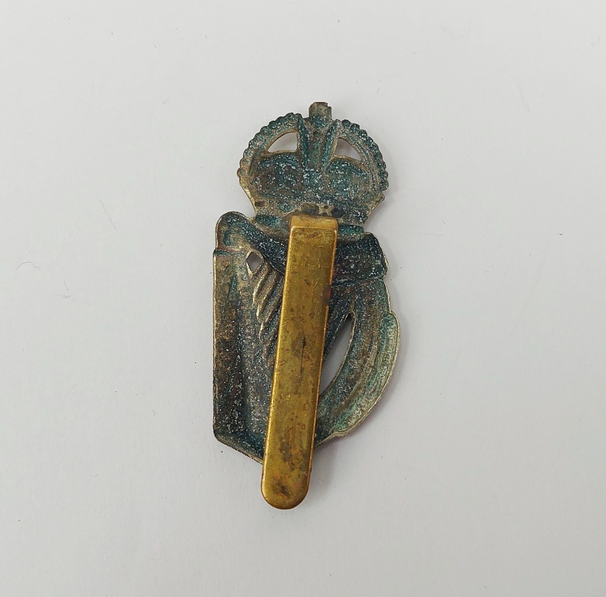 18th London Irish Regiment 1937 1962 Cap Badge - Image 2