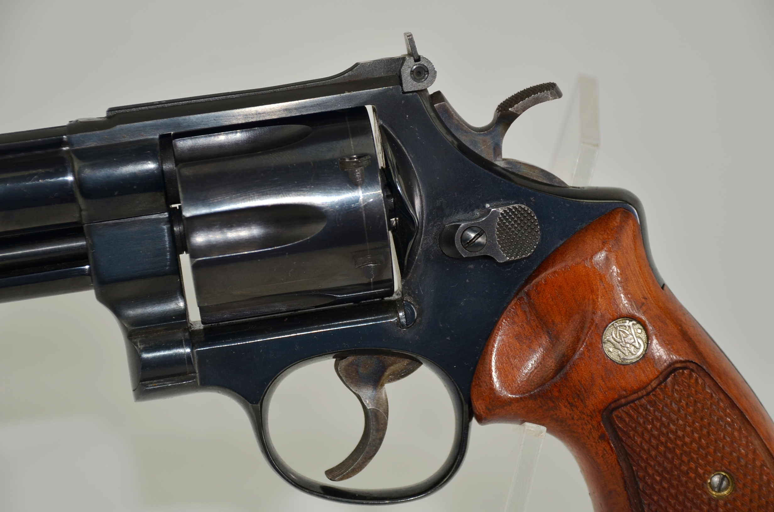 Smith and Wesson Model .44 Magnum with Original Dirty Harry Movie Poster - Image 8
