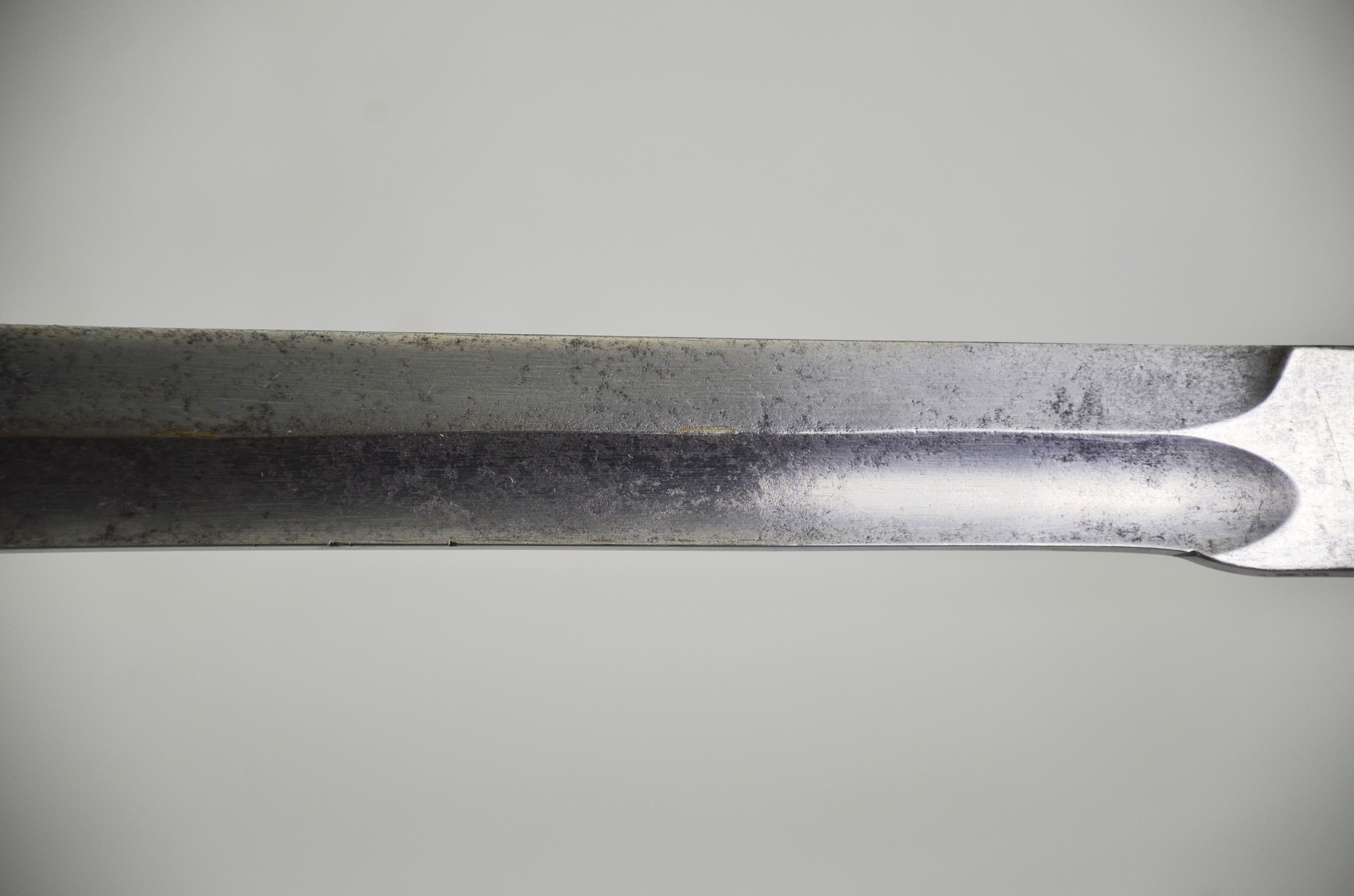 Imperal Germany Sawback Cutaway M1898/05 Butcher Bayonet and Scabbard - Image 4