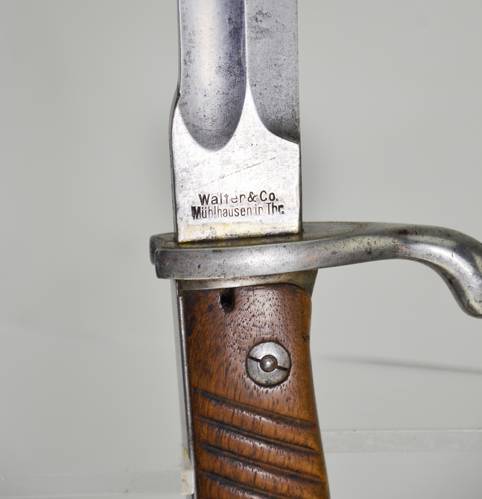 Imperal Germany Sawback Cutaway M1898/05 Butcher Bayonet and Scabbard - Image 5