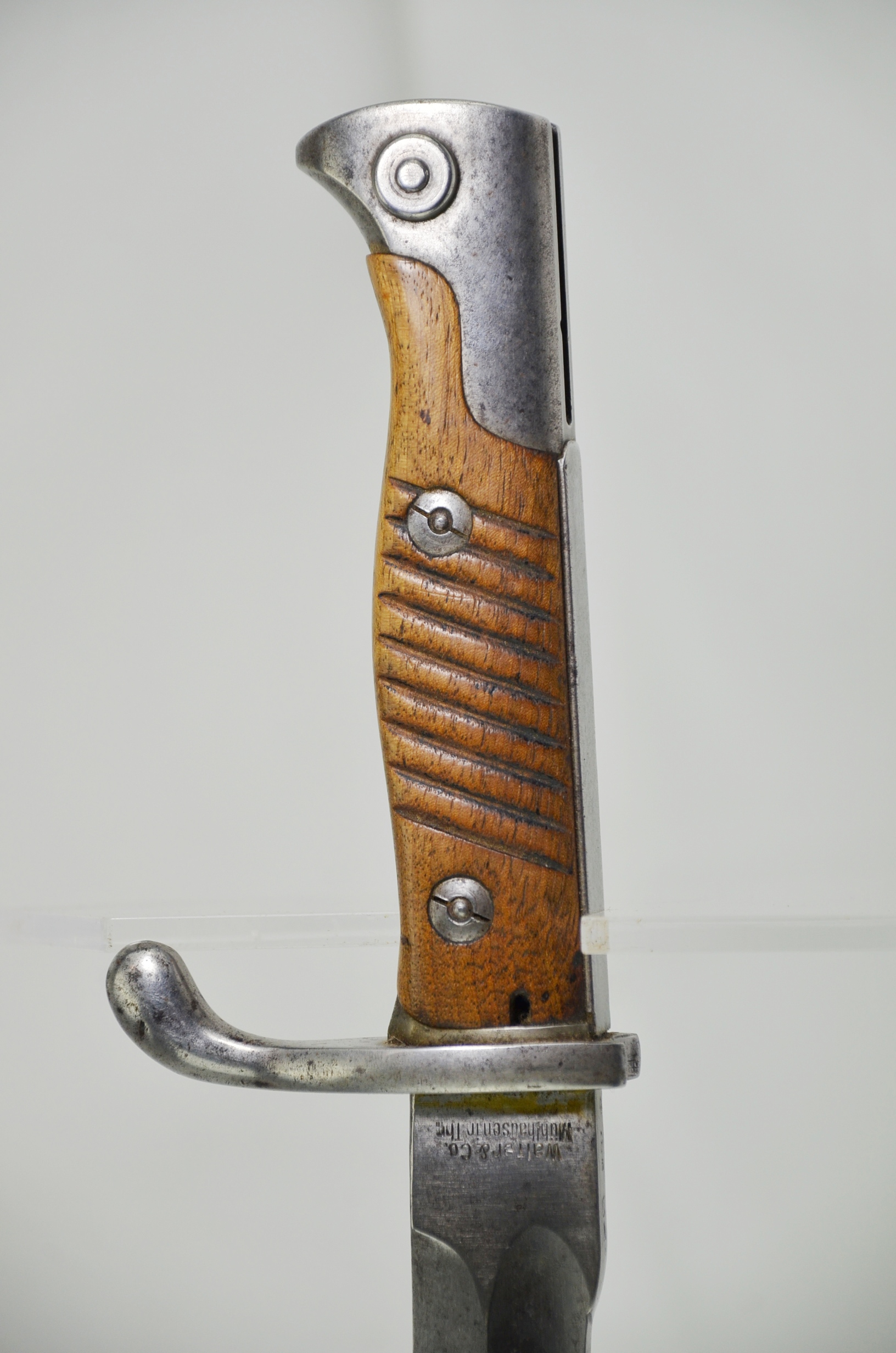 Imperal Germany Sawback Cutaway M1898/05 Butcher Bayonet and Scabbard - Image 8