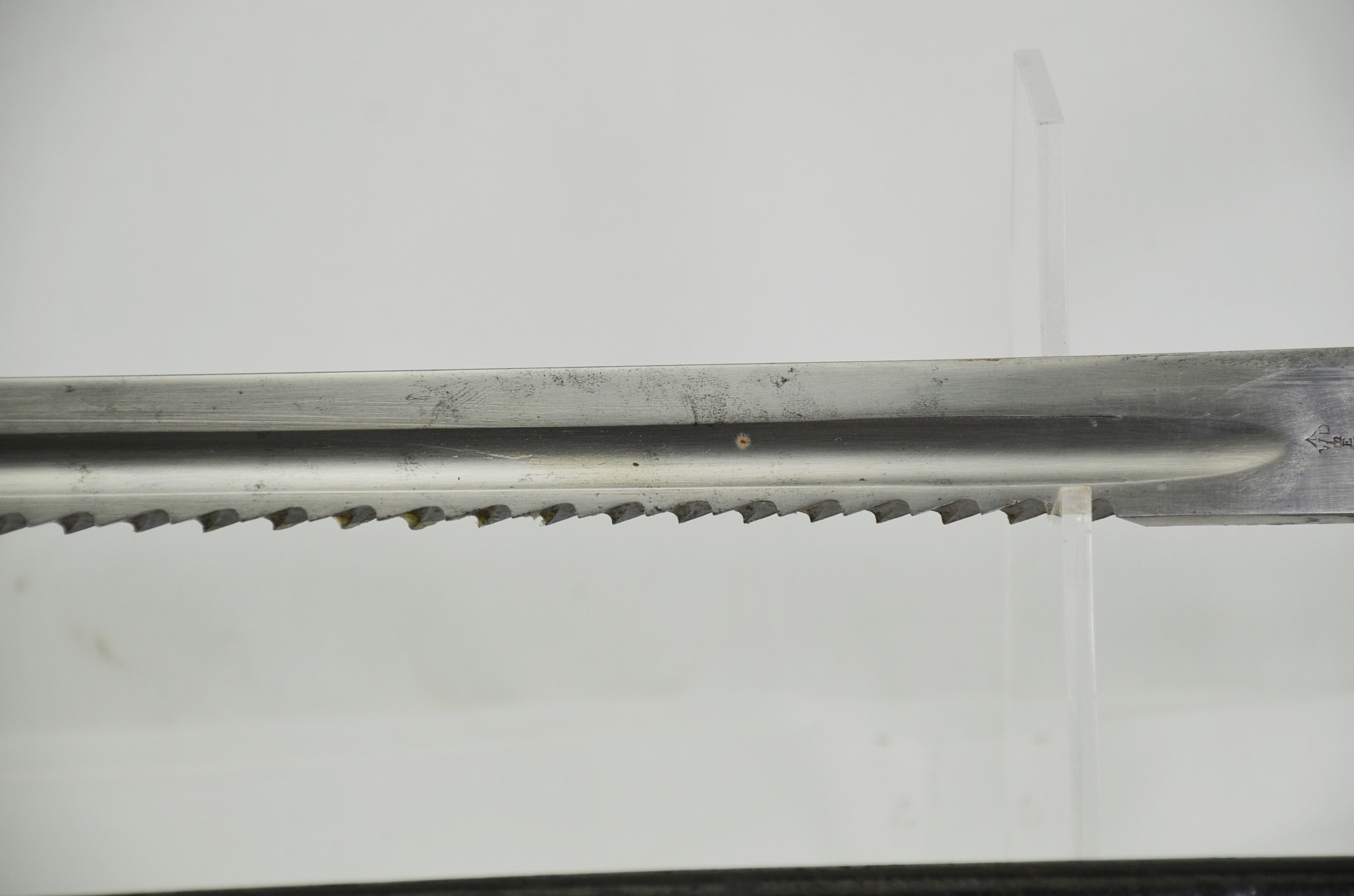 British 1879 Martini Henry Artillery Sawback Sword Bayonet and Scabbard - Image 4