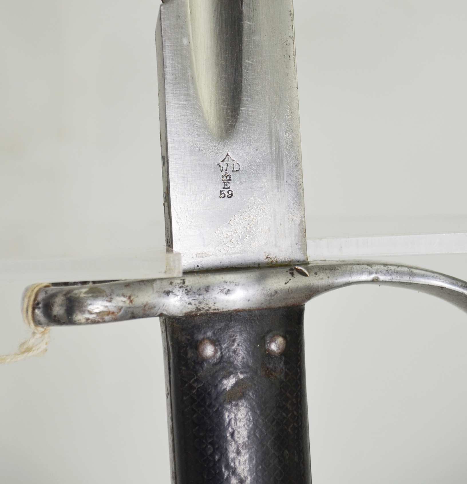 British 1879 Martini Henry Artillery Sawback Sword Bayonet and Scabbard - Image 5
