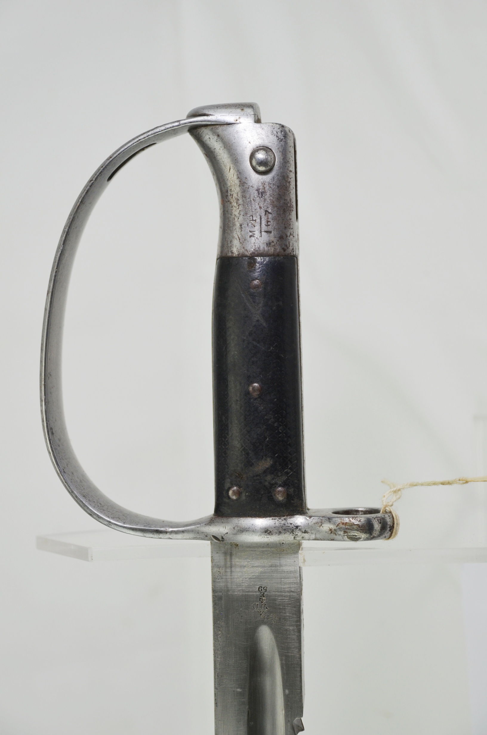British 1879 Martini Henry Artillery Sawback Sword Bayonet and Scabbard - Image 8