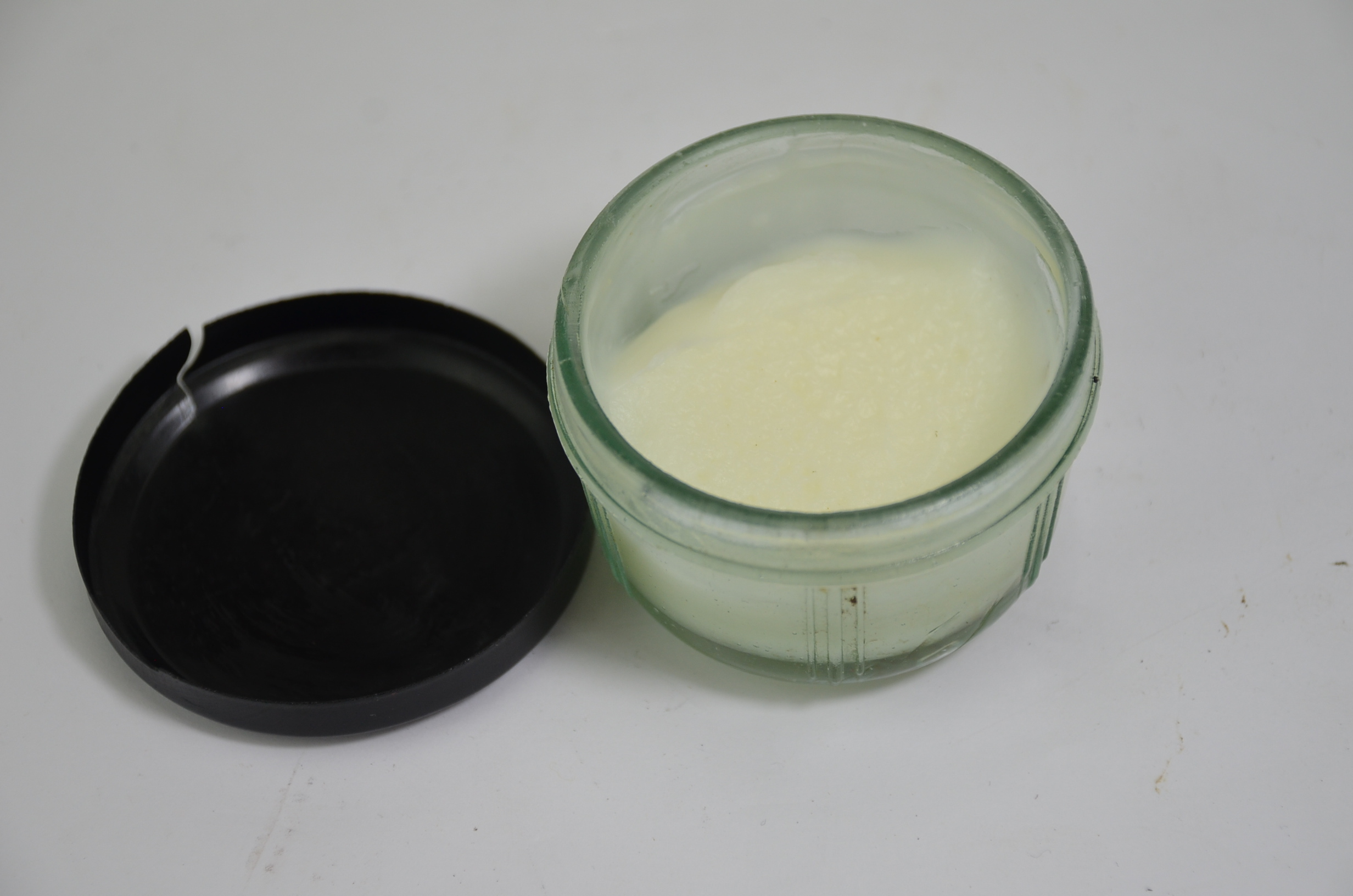 Second World War Nazi Branded Cream - Image 3