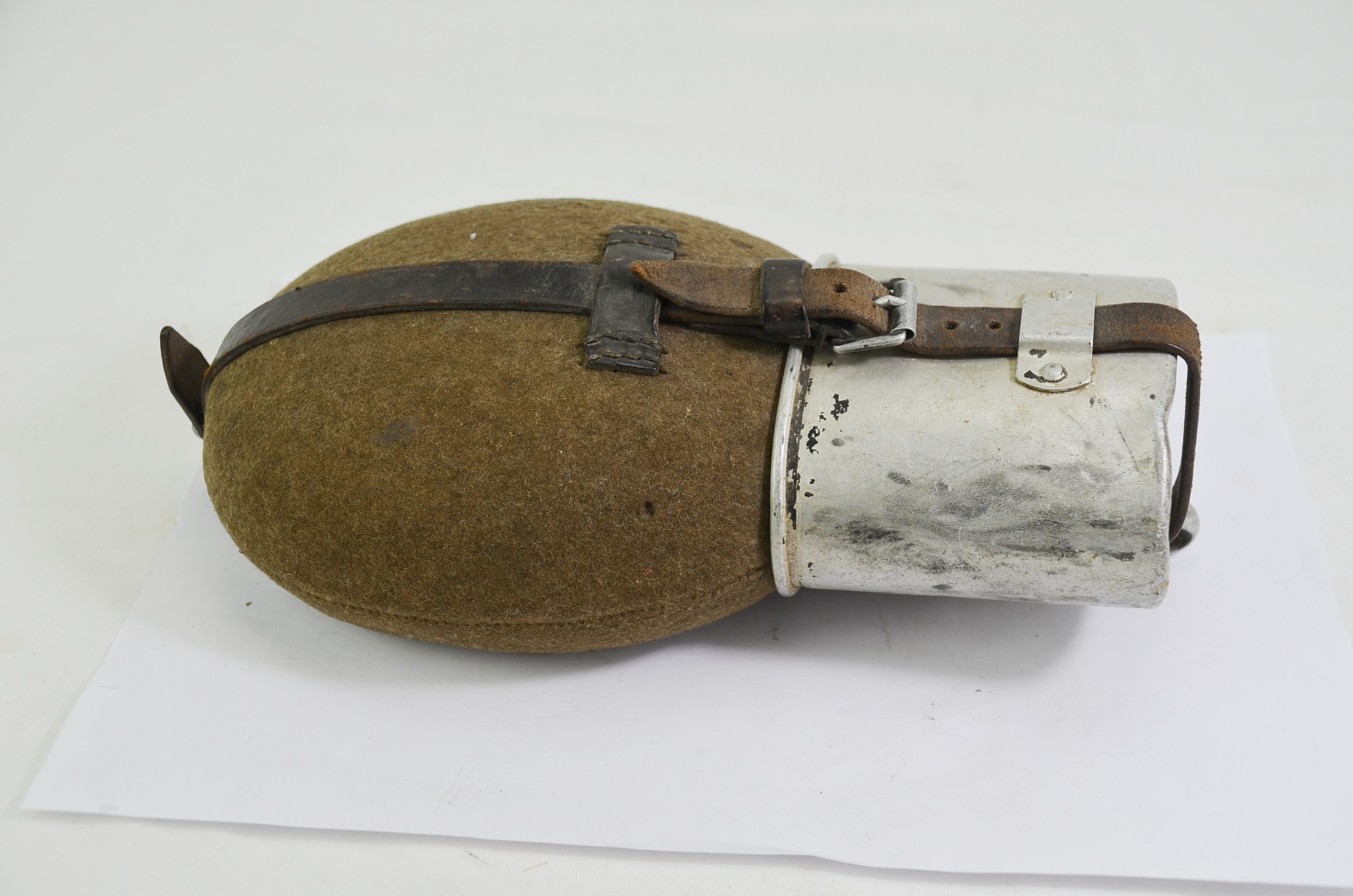 Original World War 2 Nazi Water Canteen - Image 4