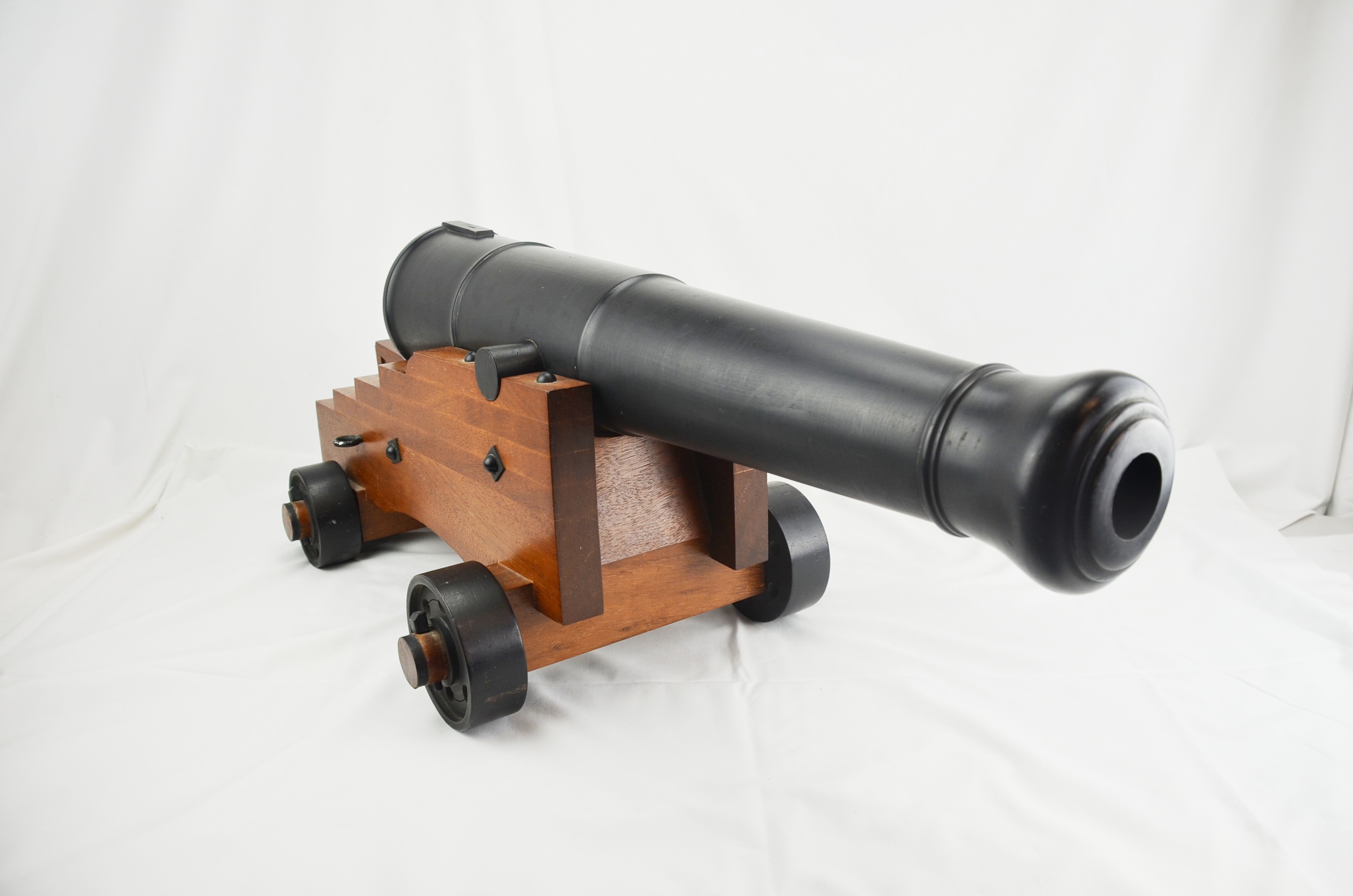 A Large Engineers Copy Of A Royal Navy Battle Of Trafalgar Model Cannon