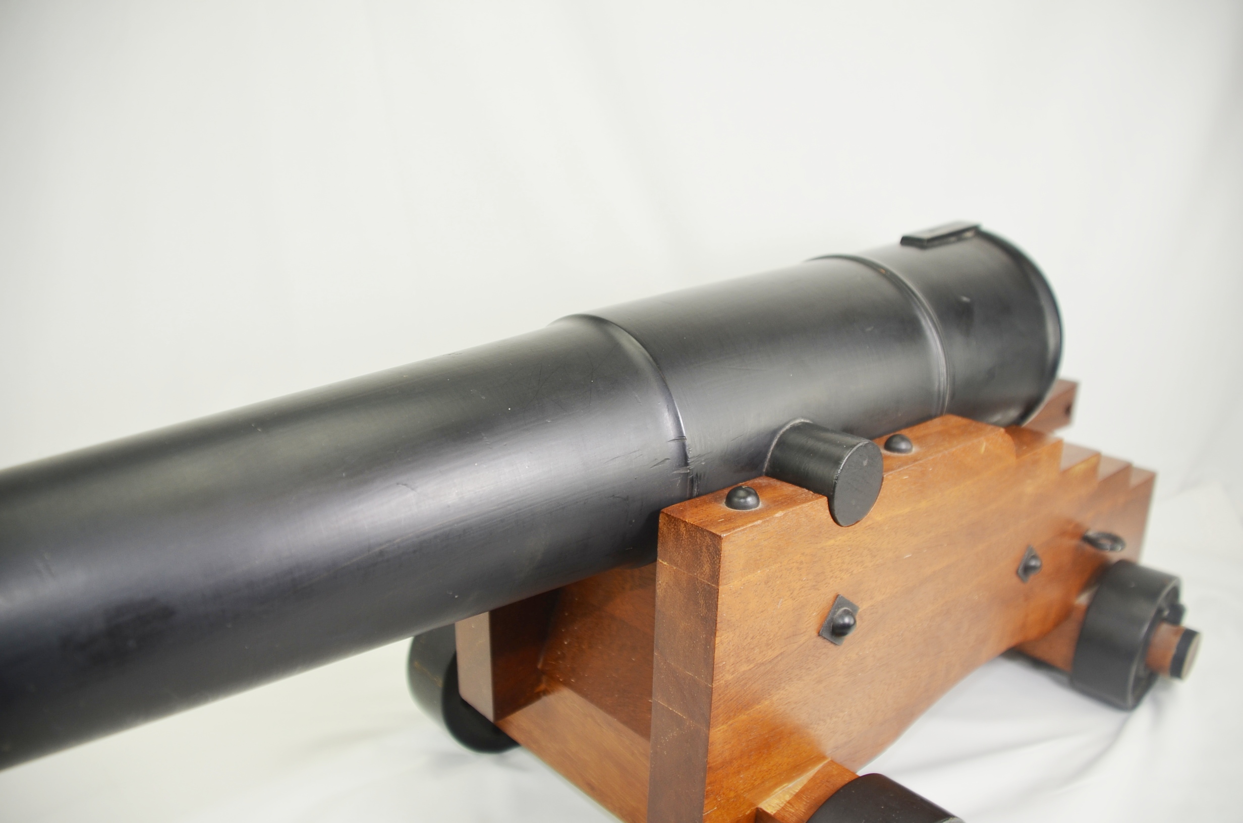 A Large Engineers Copy Of A Royal Navy Battle Of Trafalgar Model Cannon - Image 5