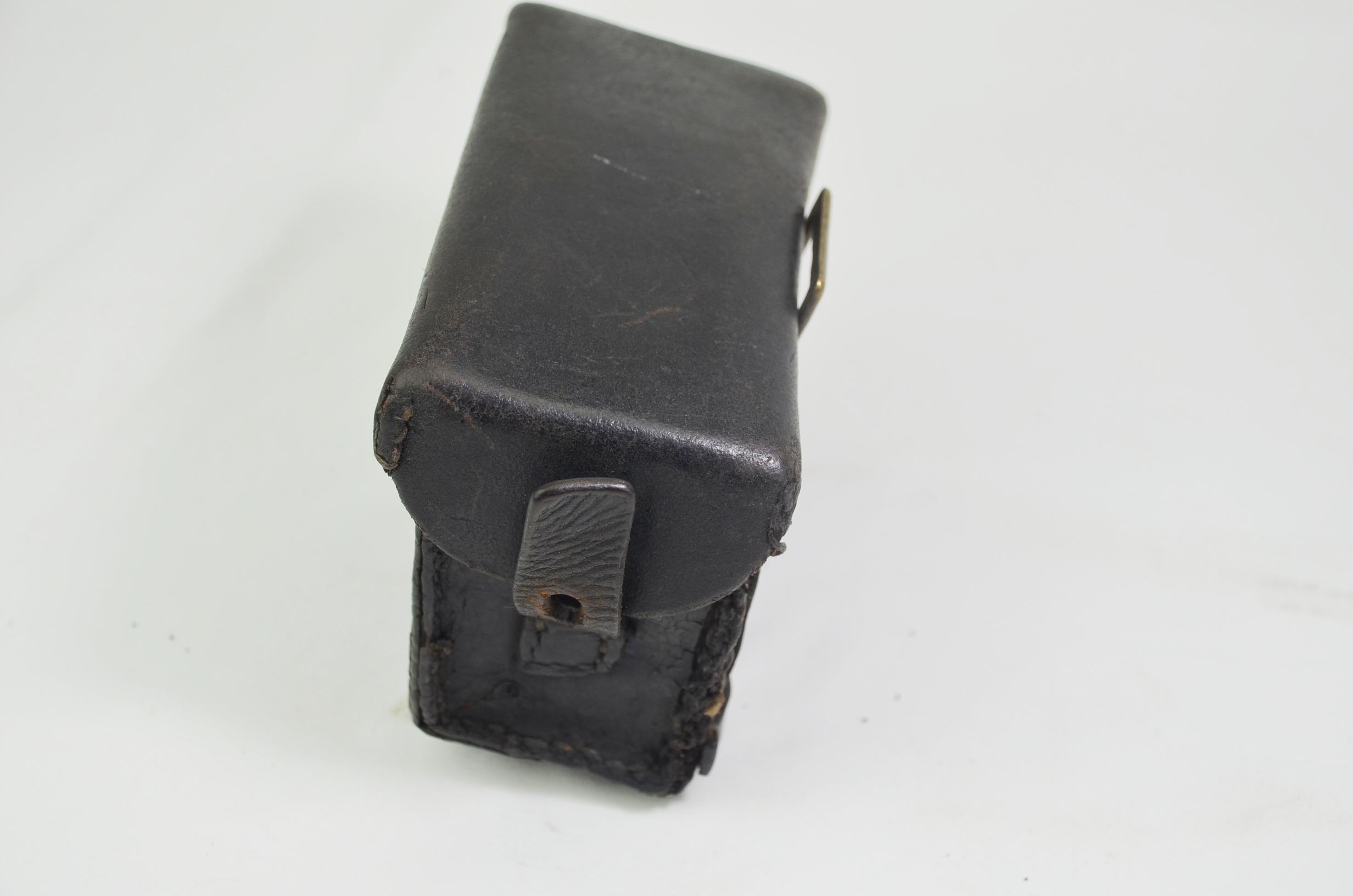 Genuine WW1 German Issue Model 1895 Ammunition Pouch - Image 4