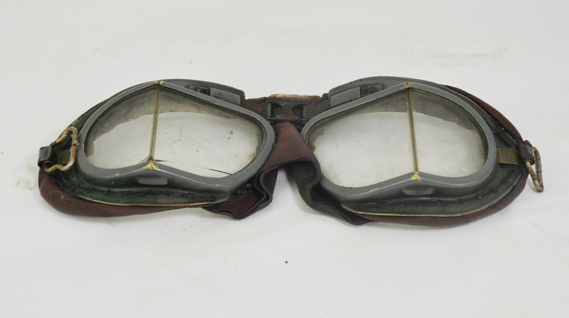 Original WW2 RAF C Type Flying Helmet and MK VII Goggles - Image 6