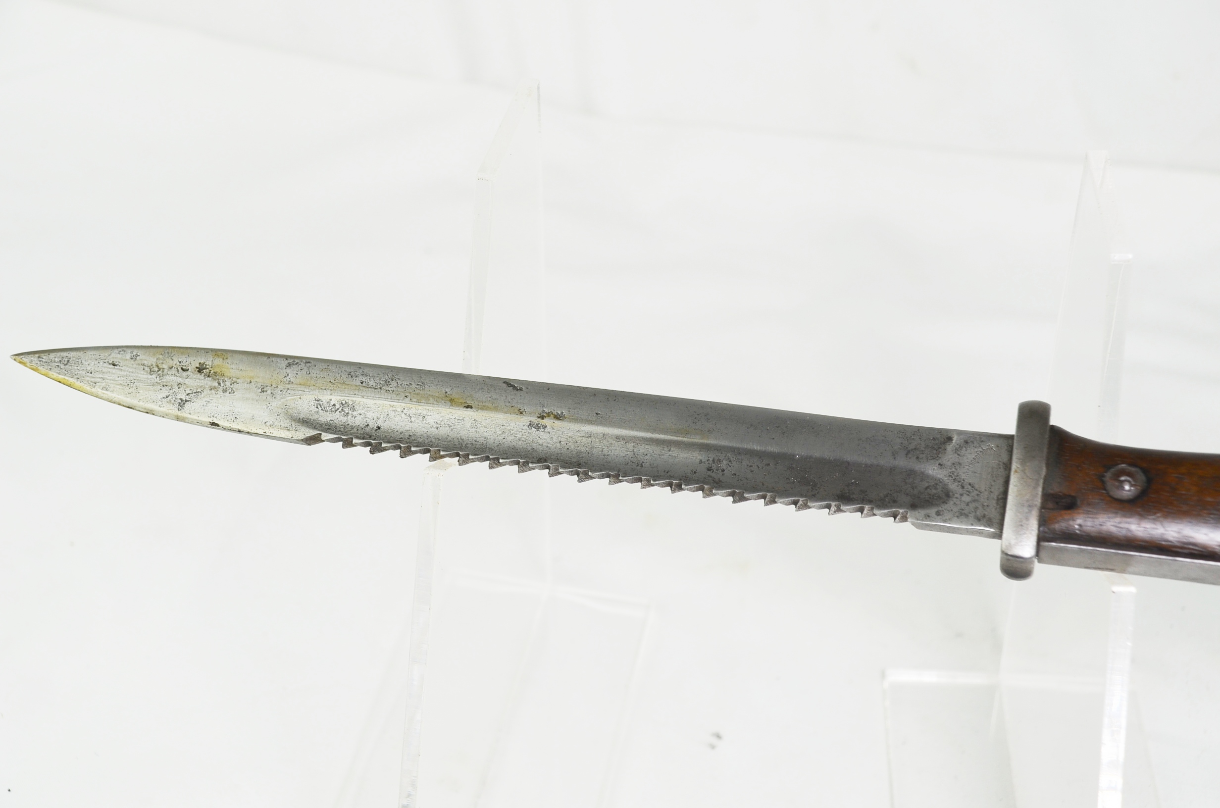 World War 1 German Sawback Dress Bayonet and Scabbard - Image 12
