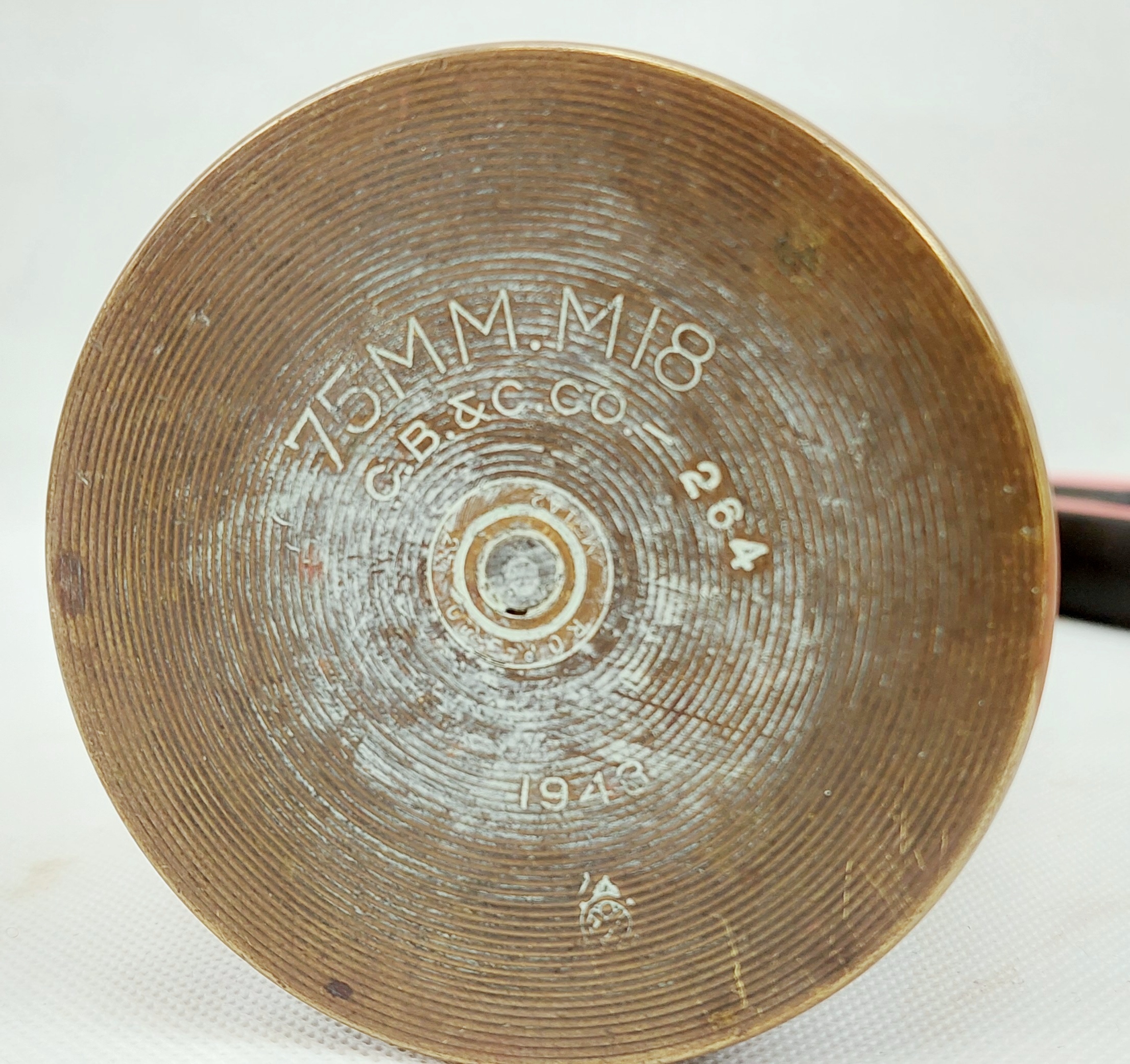 WW2 1943 Dated 75mm M18 Artillery Shell Case - Image 4