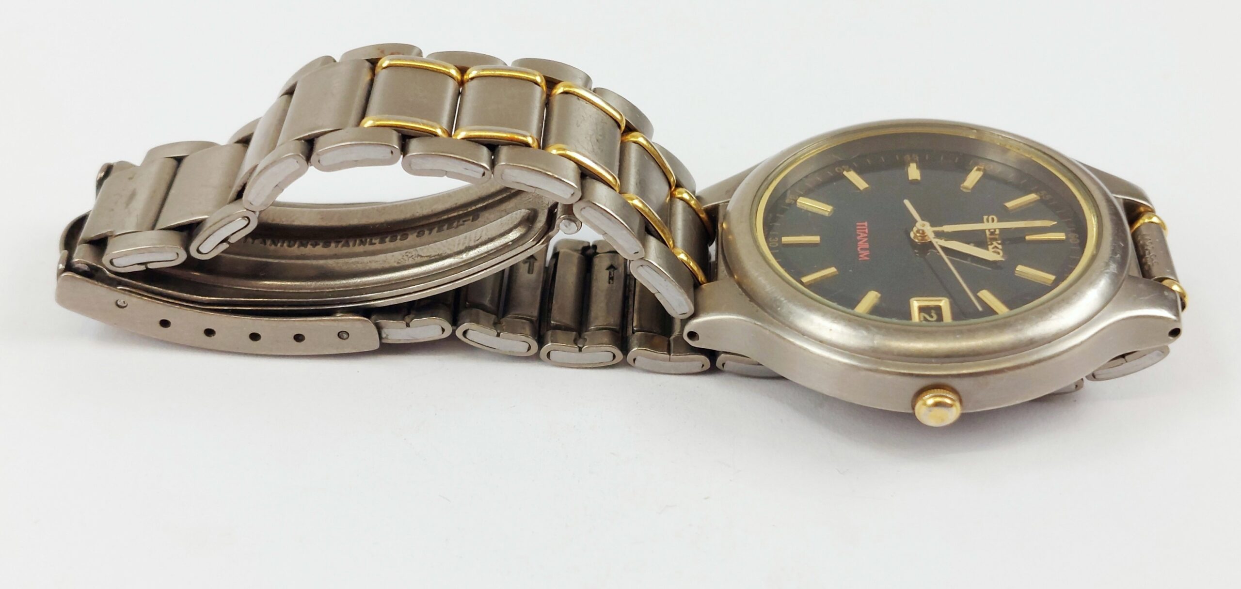 Gents Seiko ‘Titanium’ Quartz Wristwatch - Image 3