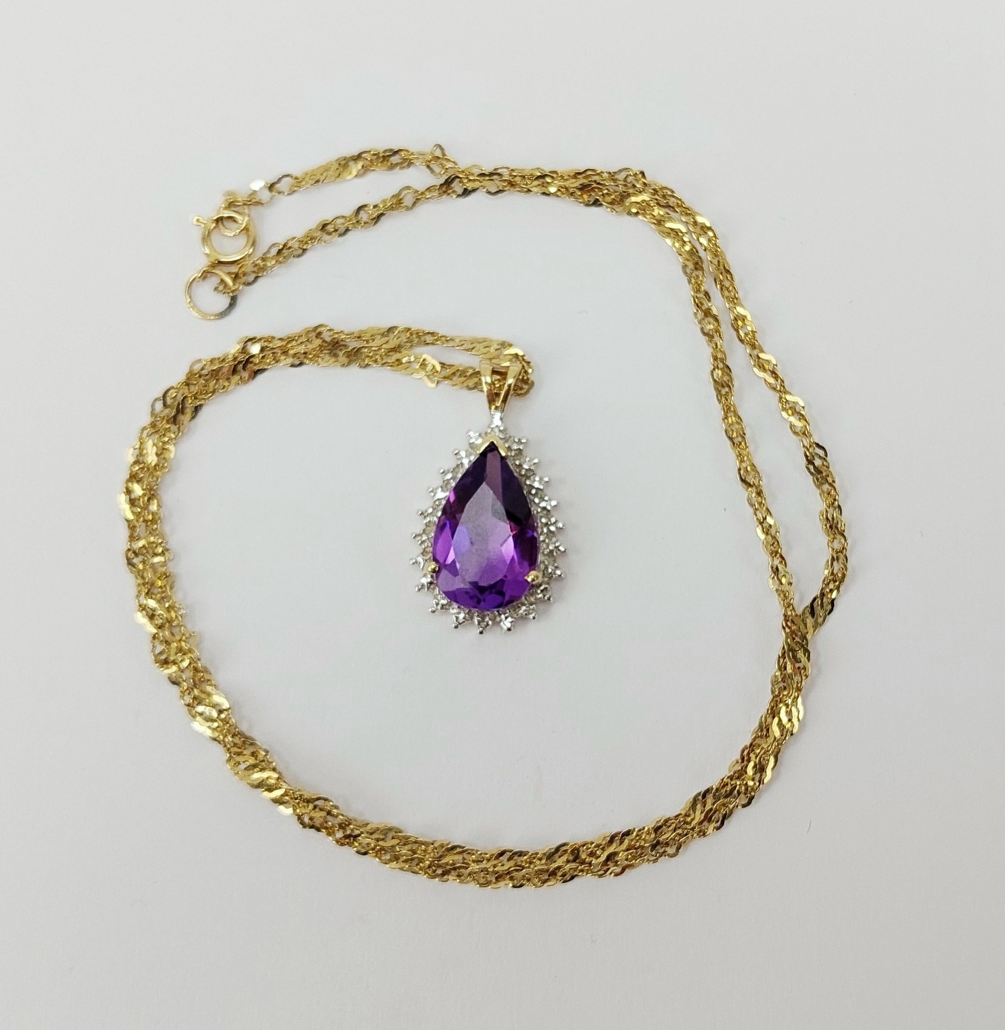 9ct Yellow Gold Amethyst & Diamond Pendant Necklace