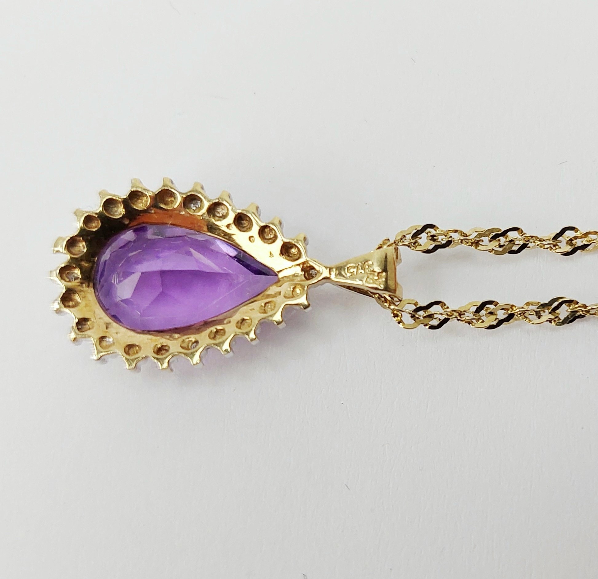 9ct Yellow Gold Amethyst & Diamond Pendant Necklace - Image 5