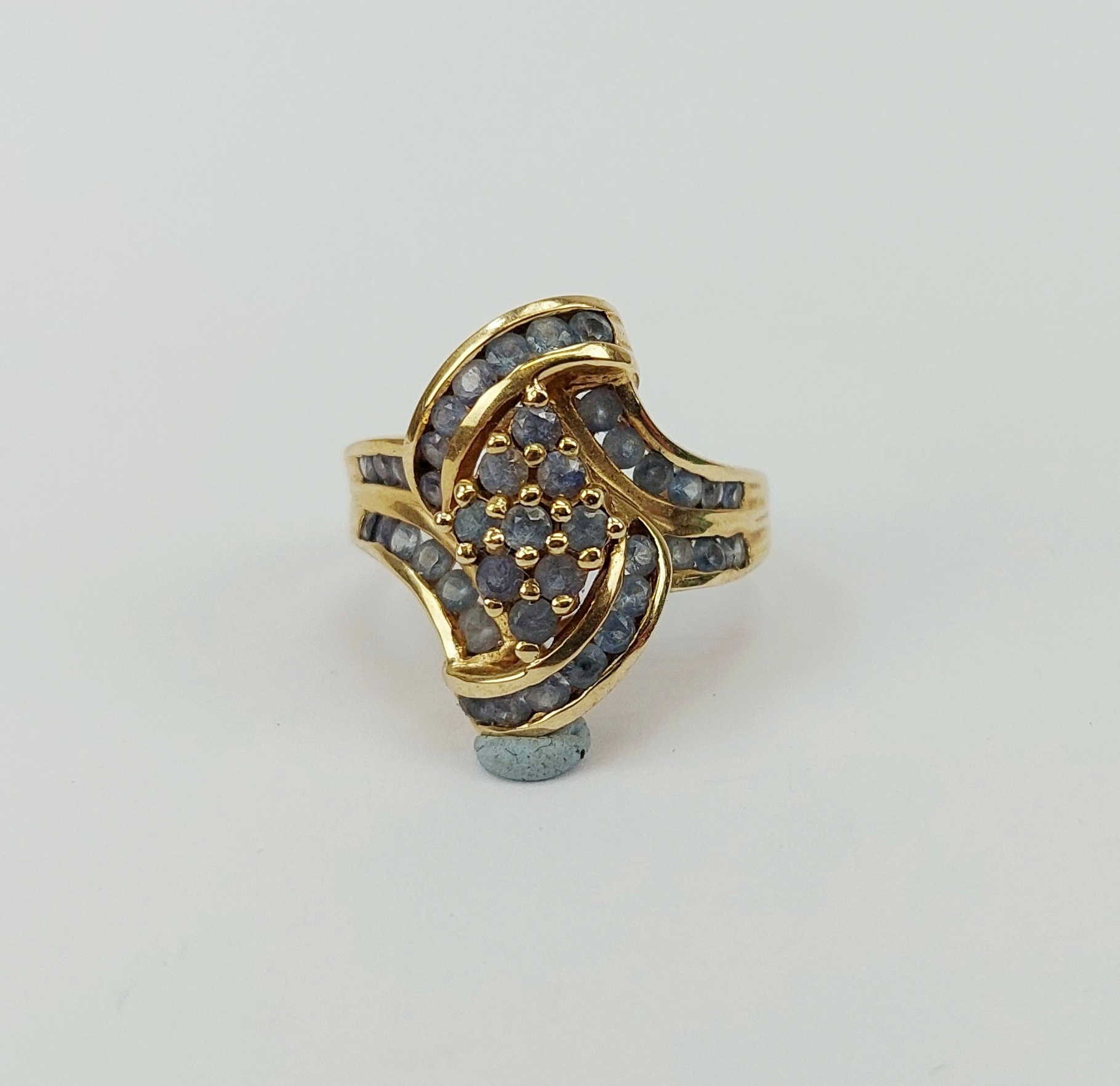 9ct Yellow Gold Sapphire Cluster Ring UK Size K+, US 5.5