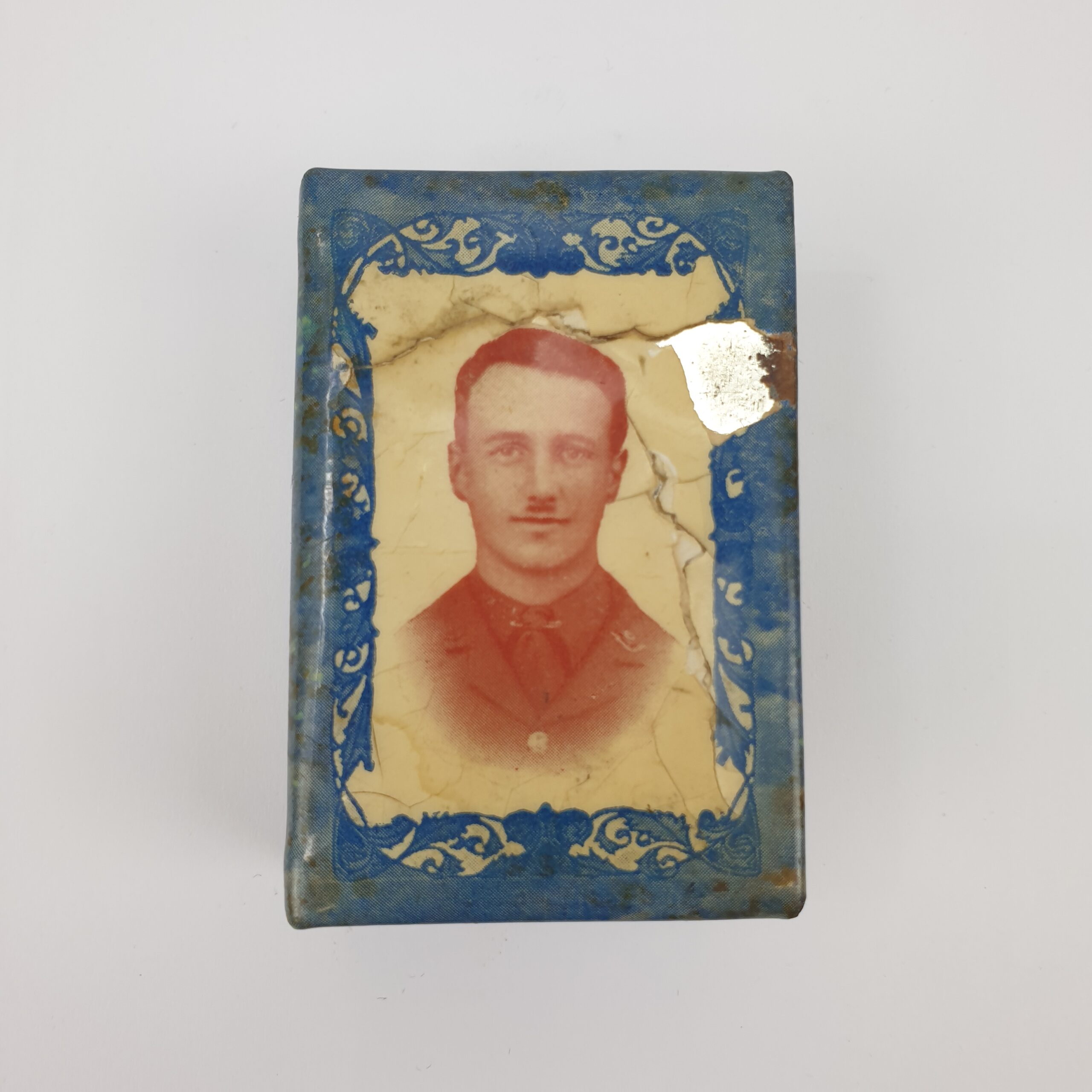 Rare 1916 Lt. William Robinson Victoria Cross Winner Royal Flying Corp Matchbox Cover