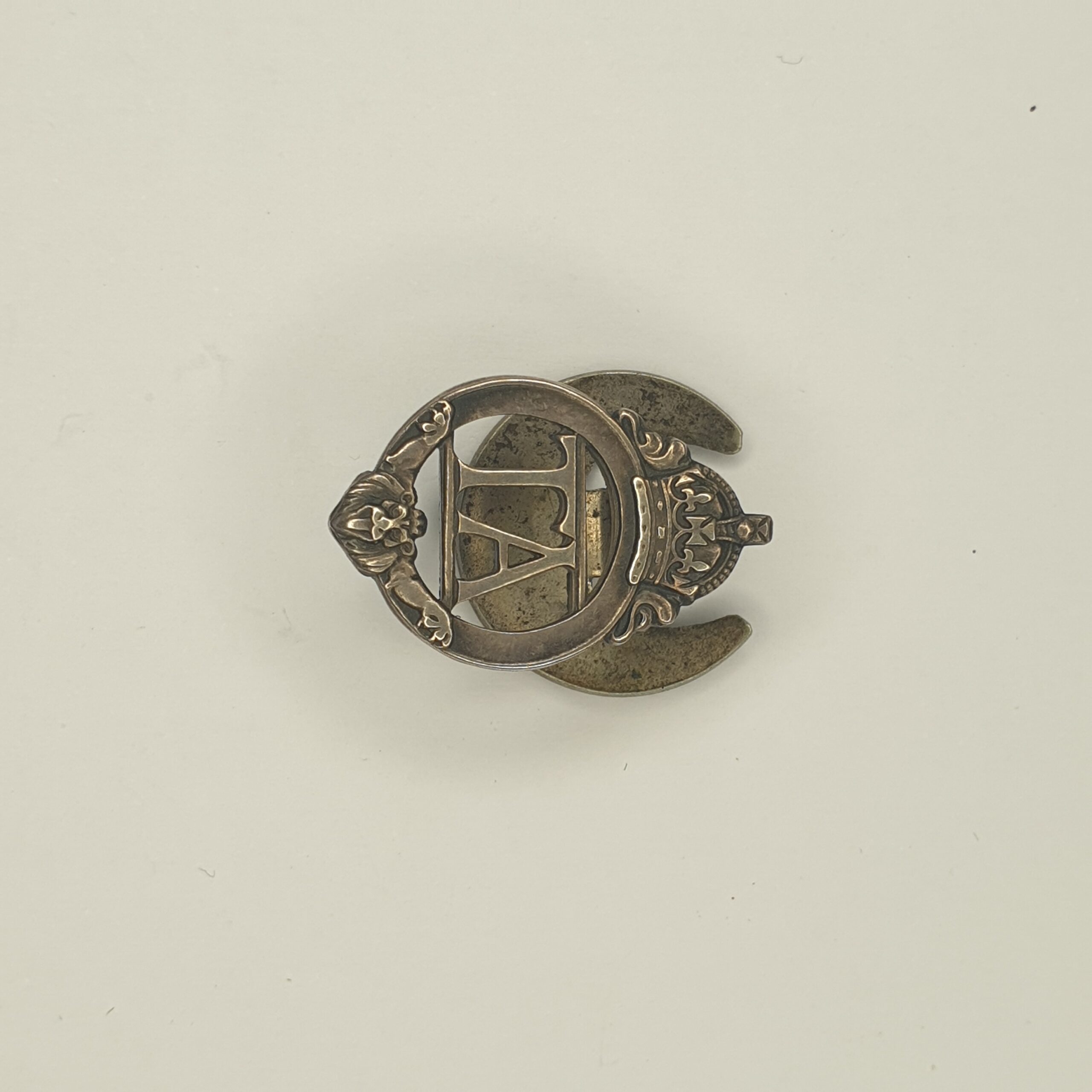 Silver Kings Crown Territorial Army Button Hole Badge