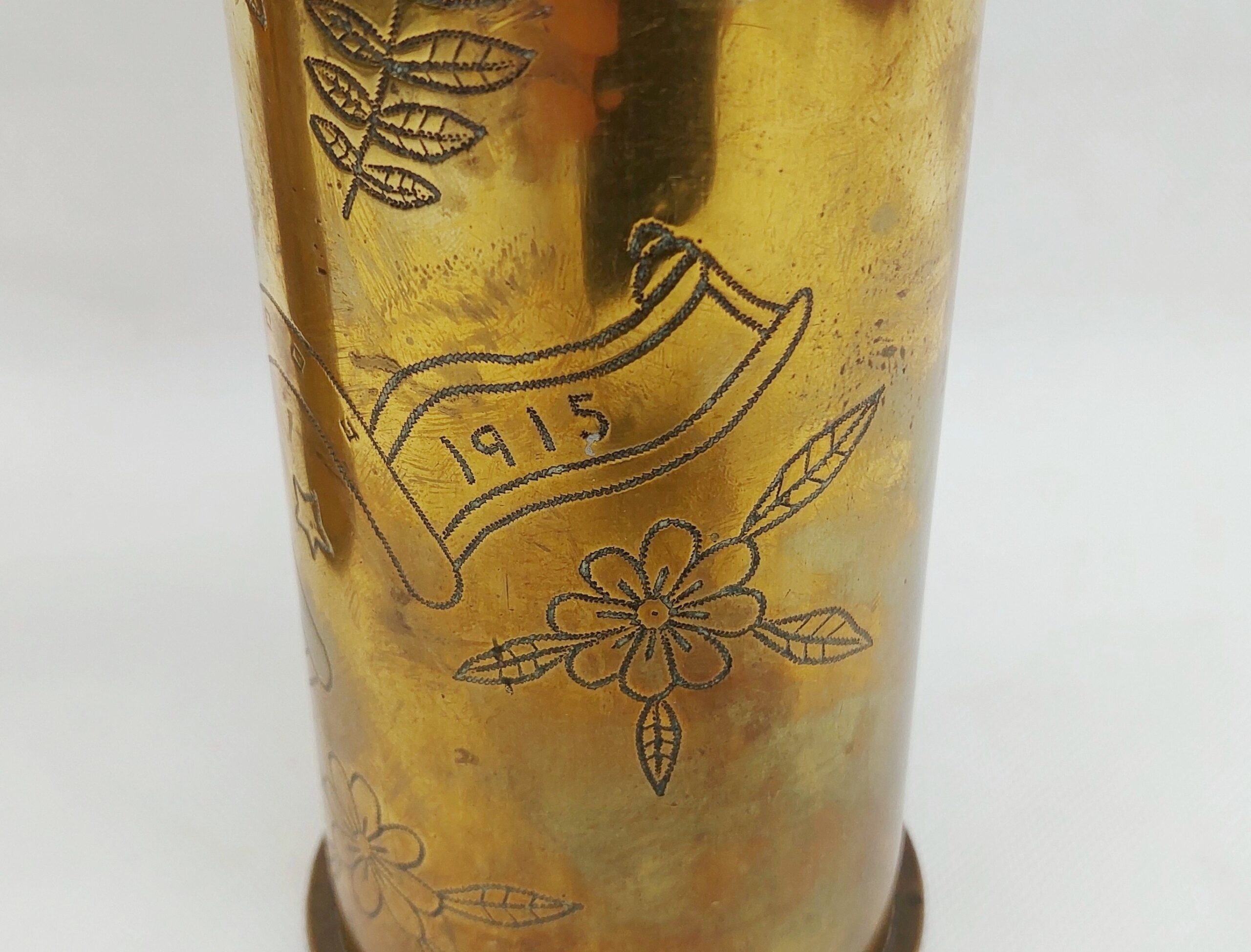 WW1 1915 And 1917 Trench Art 75mm Shell Case Pair - Image 6