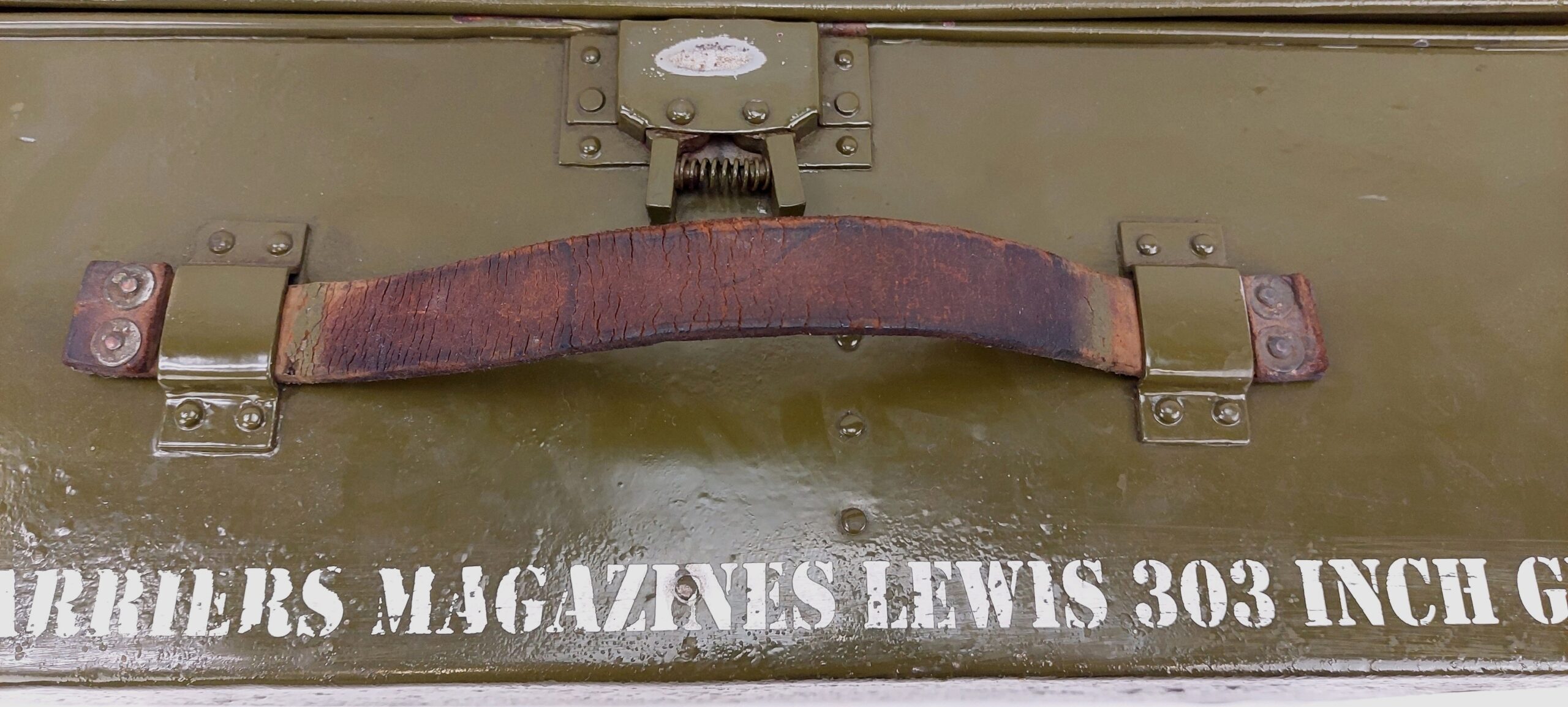 WW1 Lewis Machine Gun Magazine Case With Magazine Winder - Image 9
