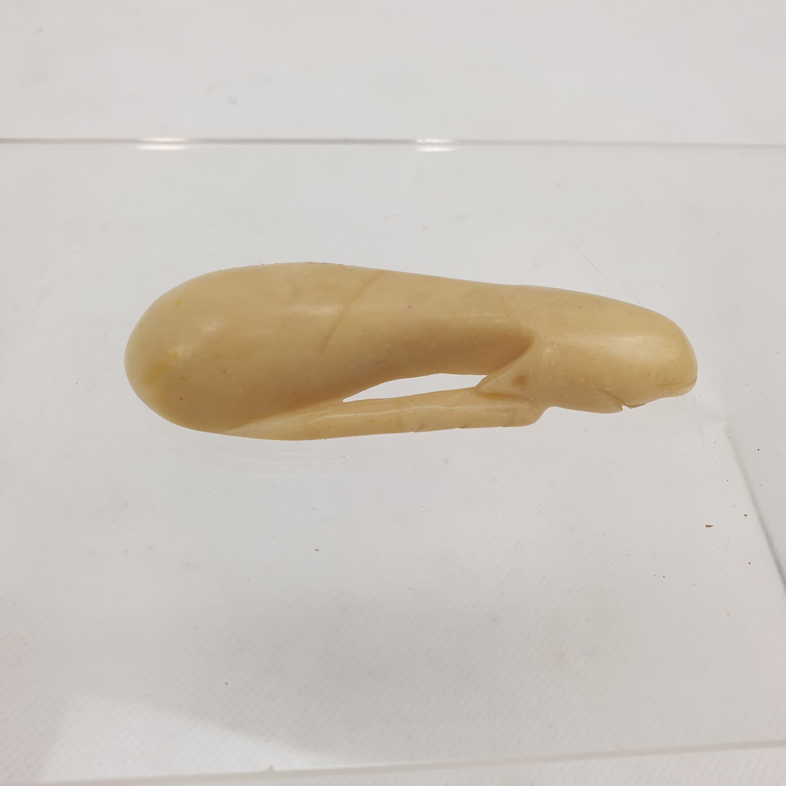 Chinese Light Beige Jade Dragon Spoon - Image 3