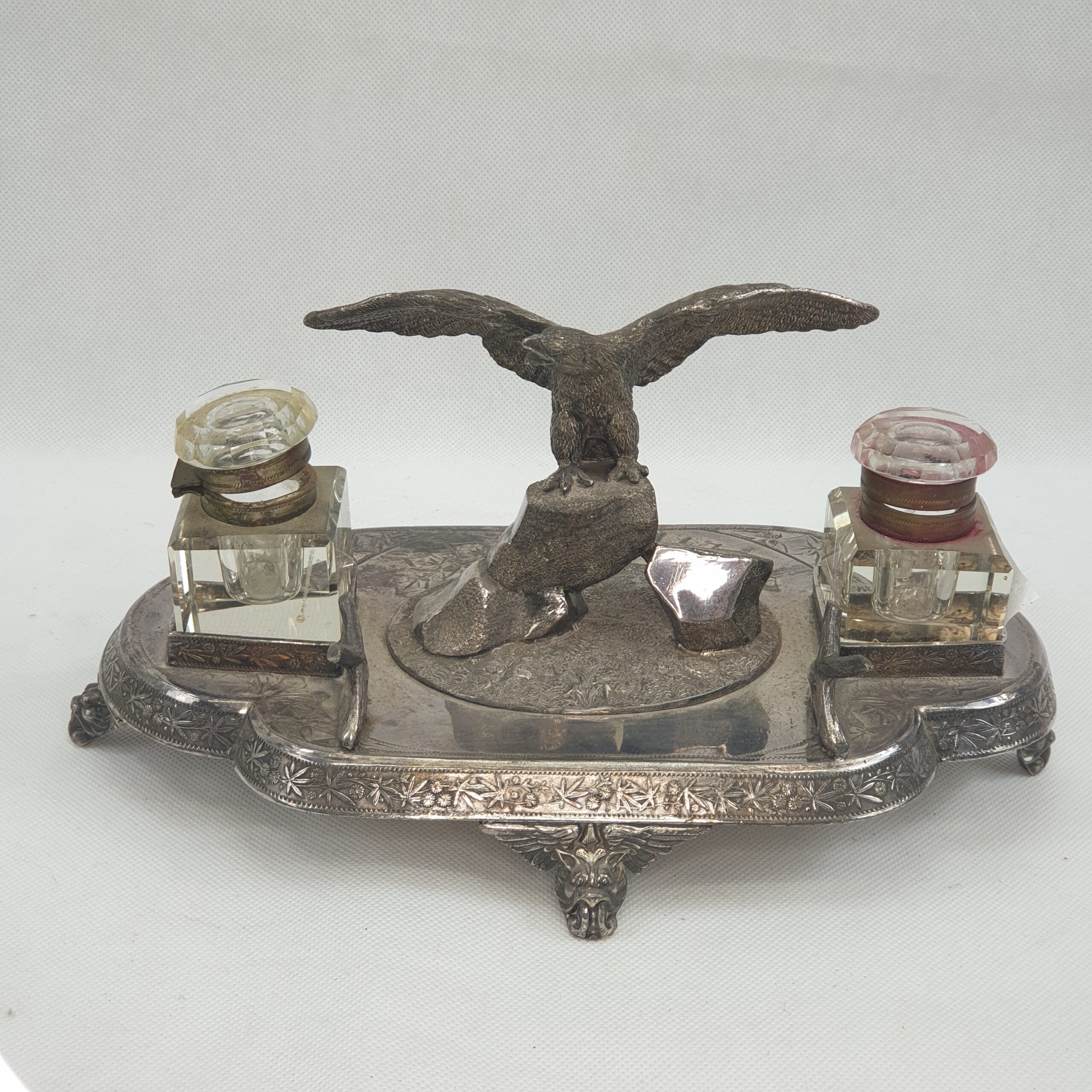 Fine Victorian Silver Plated James Deakin & Sons Inkstand With Twin Inkwells With Eagle Centrepiece