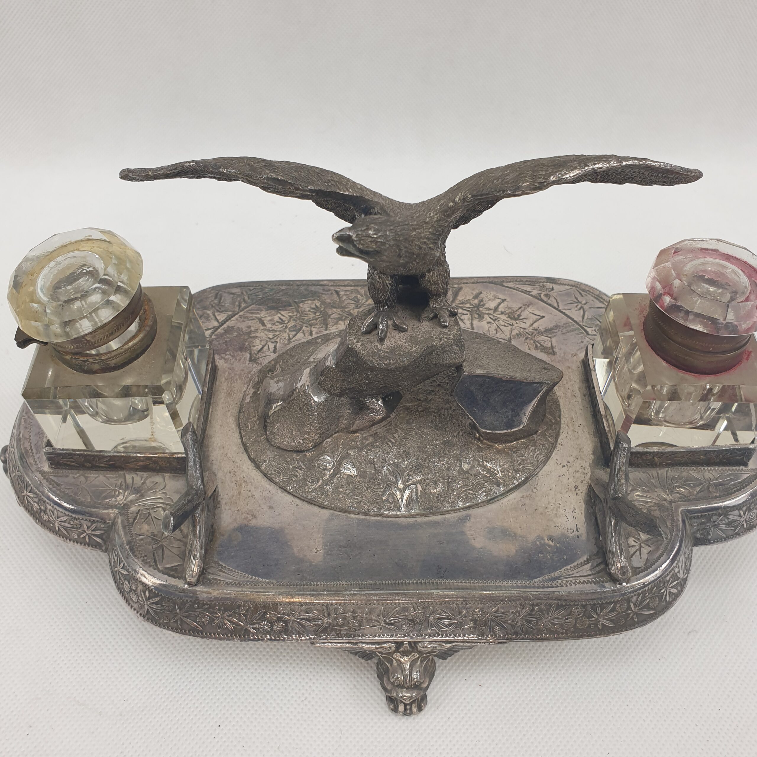 Fine Victorian Silver Plated James Deakin & Sons Inkstand With Twin Inkwells With Eagle Centrepiece - Image 3