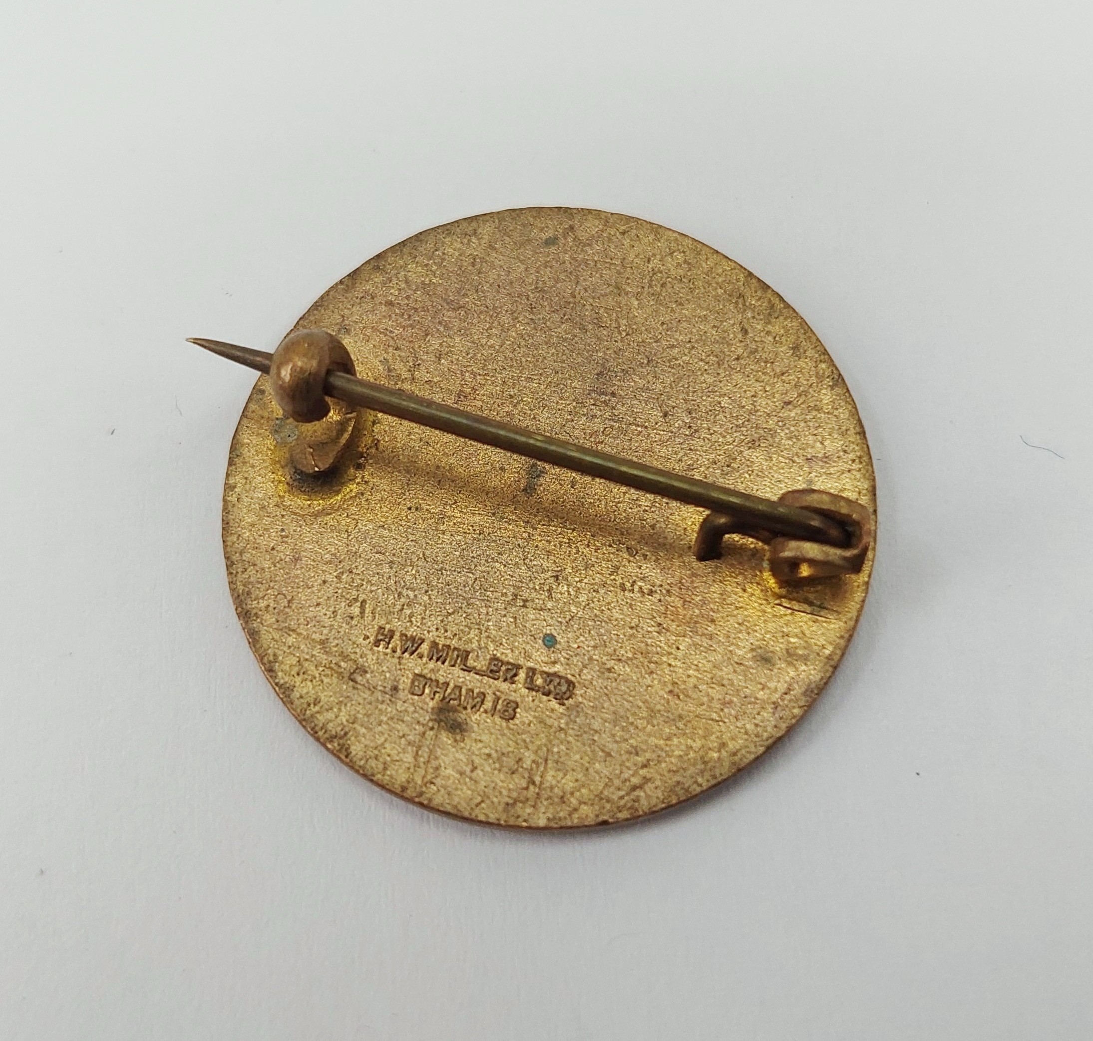 WW2 'Toc H' Services Club Enamel Badge - Image 3