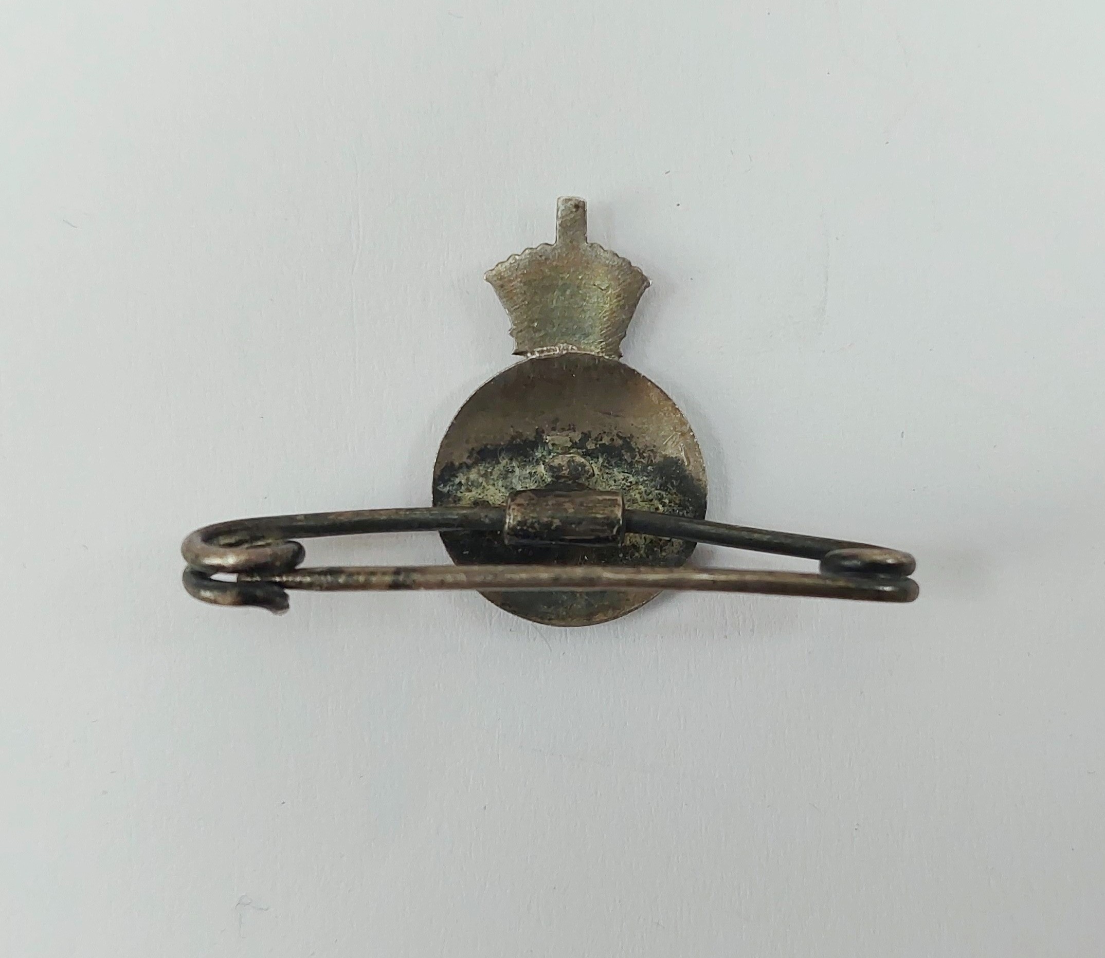 WW2 Silver & Enamel GR Sweetheart Brooch - Image 3