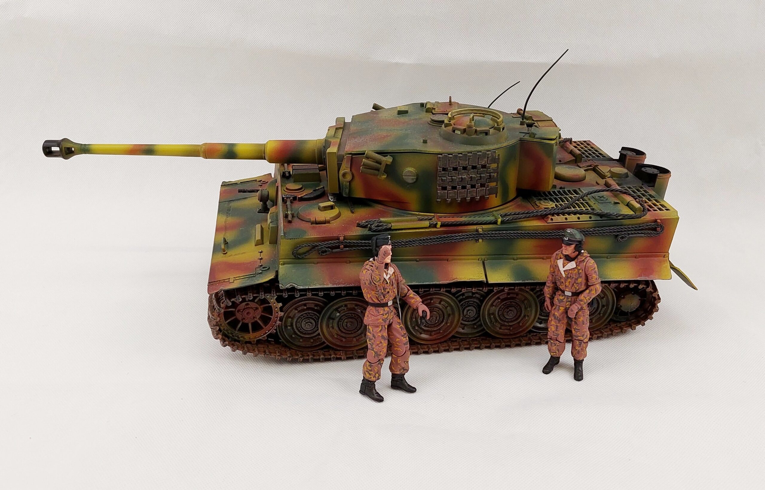 JS International JSI WW2 German Tiger Tank E Sd Kfz 181 1 18th Scale Circa 2009 - Image 4
