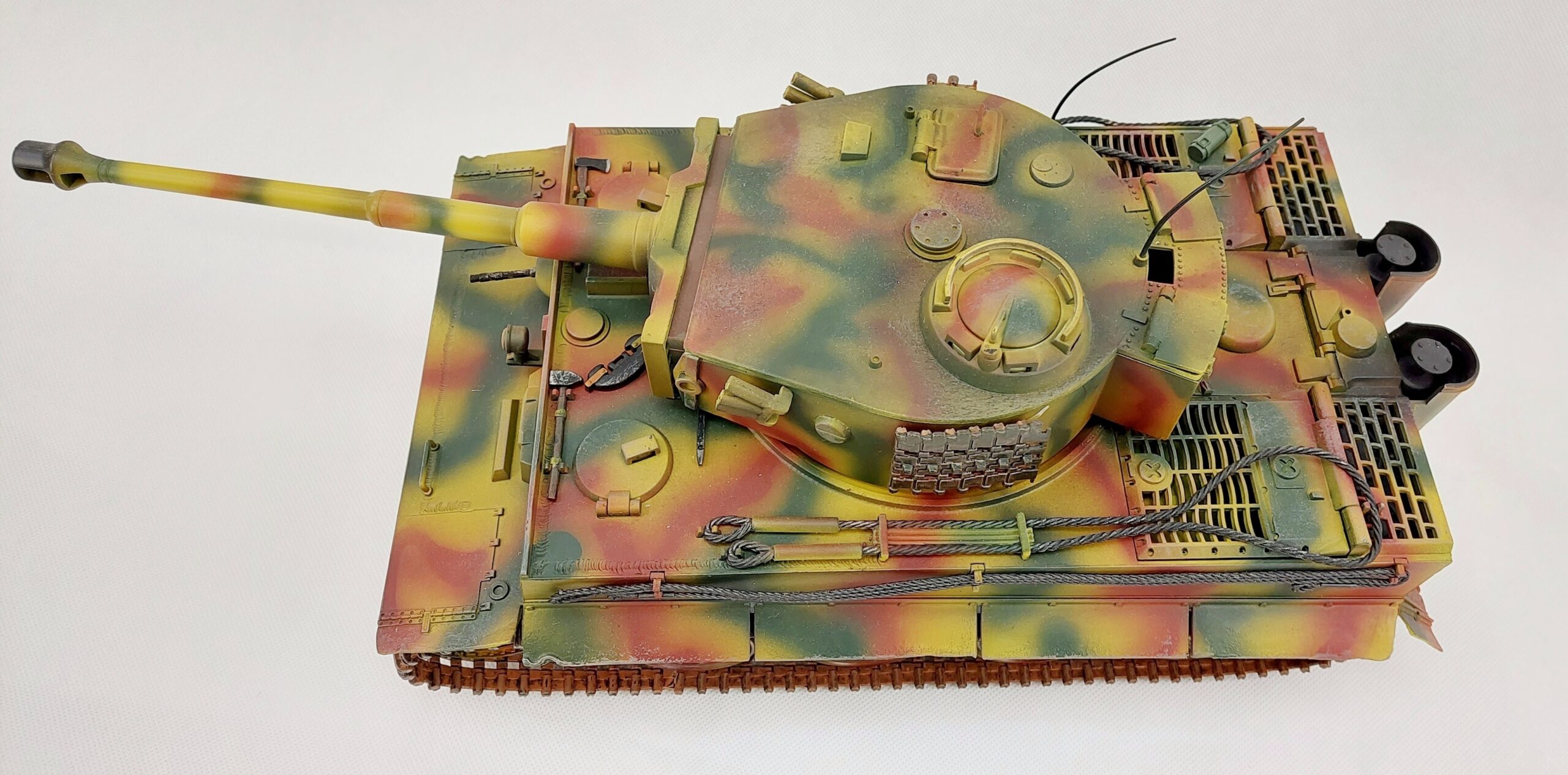 JS International JSI WW2 German Tiger Tank E Sd Kfz 181 1 18th Scale Circa 2009 - Image 7