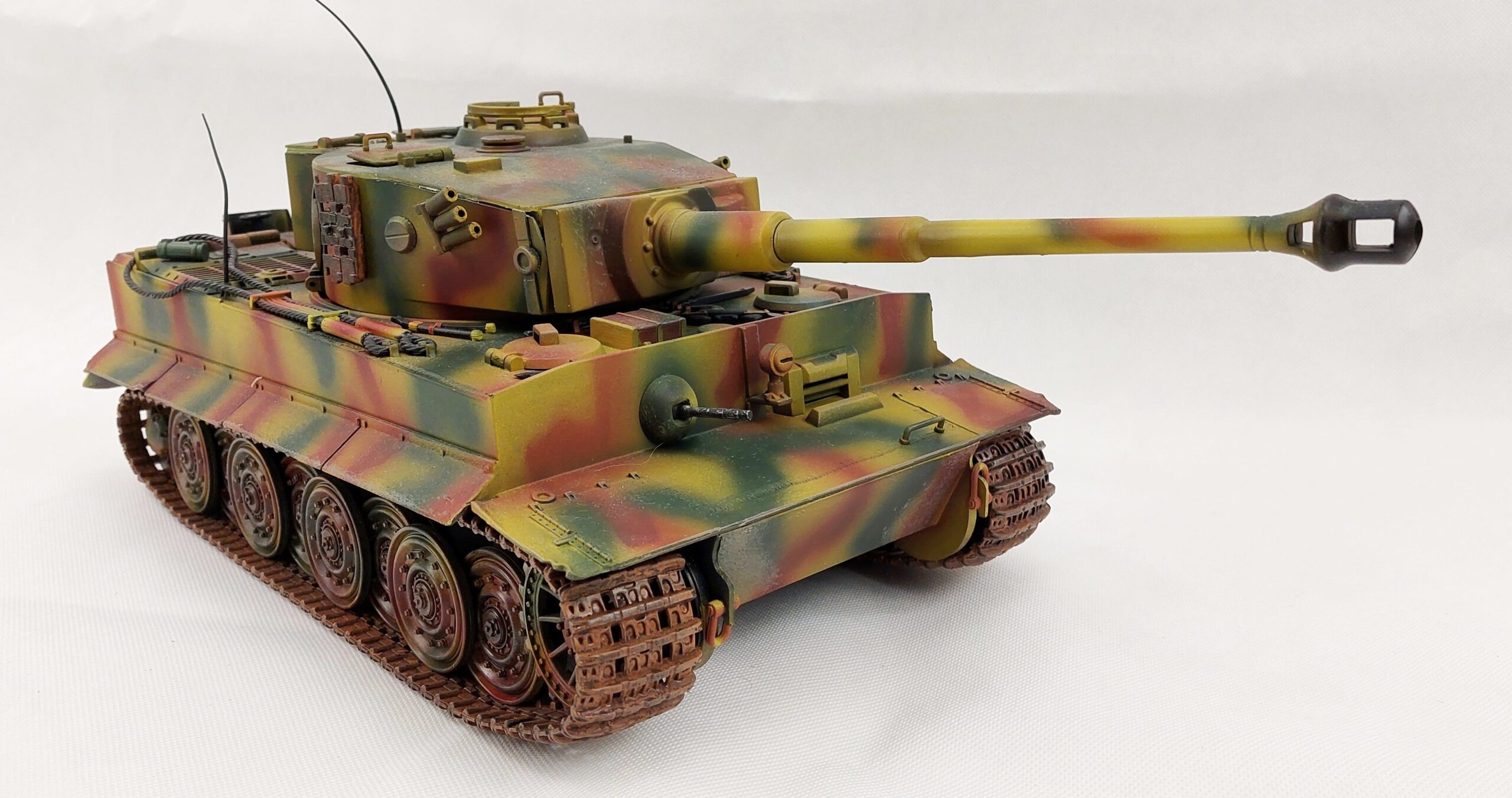 JS International JSI WW2 German Tiger Tank E Sd Kfz 181 1 18th Scale Circa 2009 - Image 3