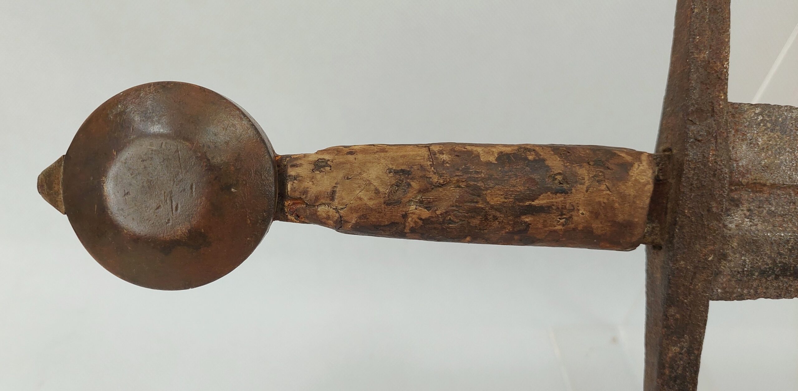 Mid/Late 13th Century 'Latten' Copper Pommel Oakeshott Type XVI Sword - Image 12