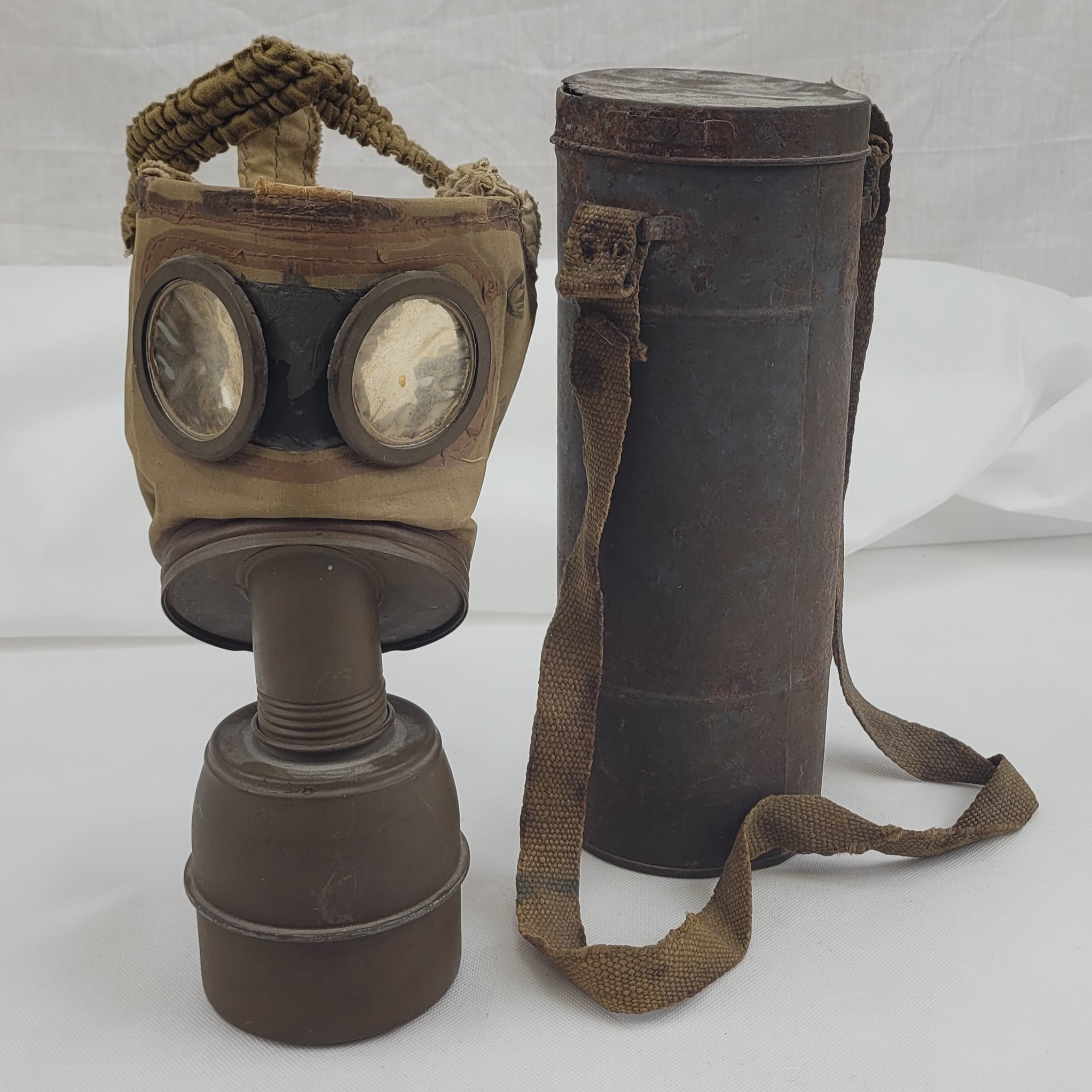 WW2 French TC 38 Gas Mask