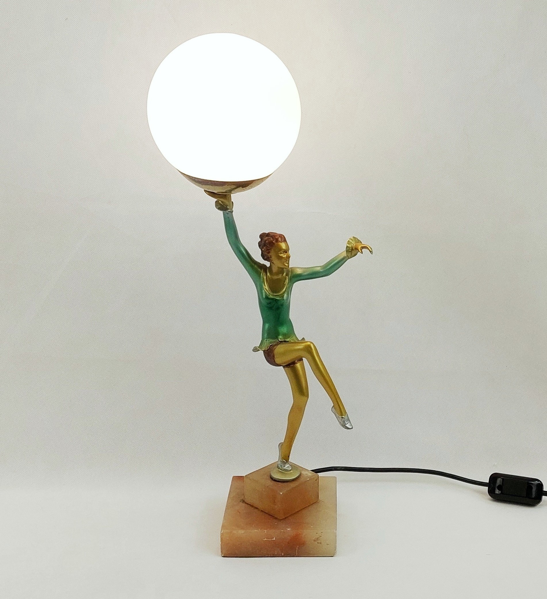 1930's Art Deco Dancing Lady Table Lamp