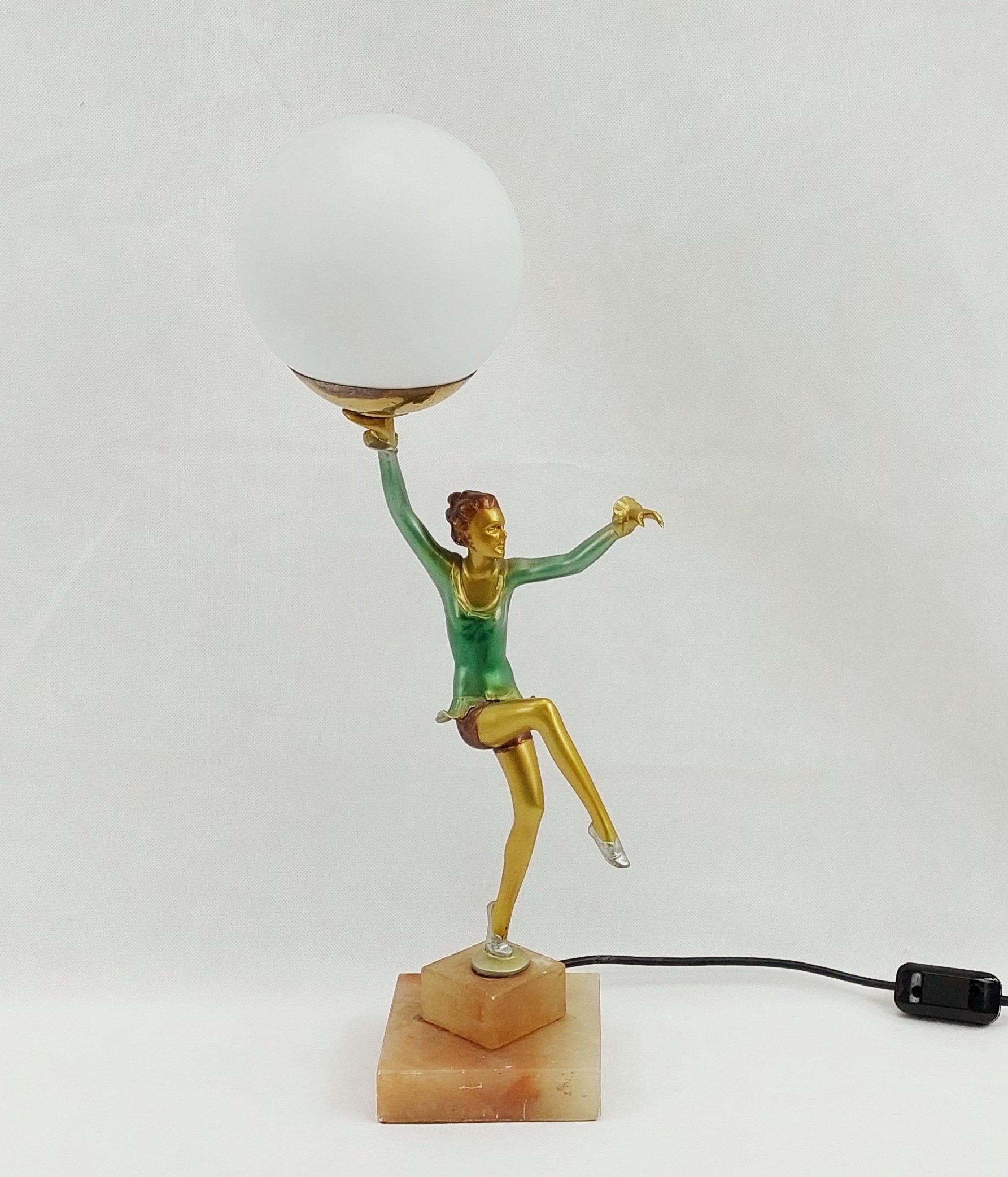 1930's Art Deco Dancing Lady Table Lamp - Image 2