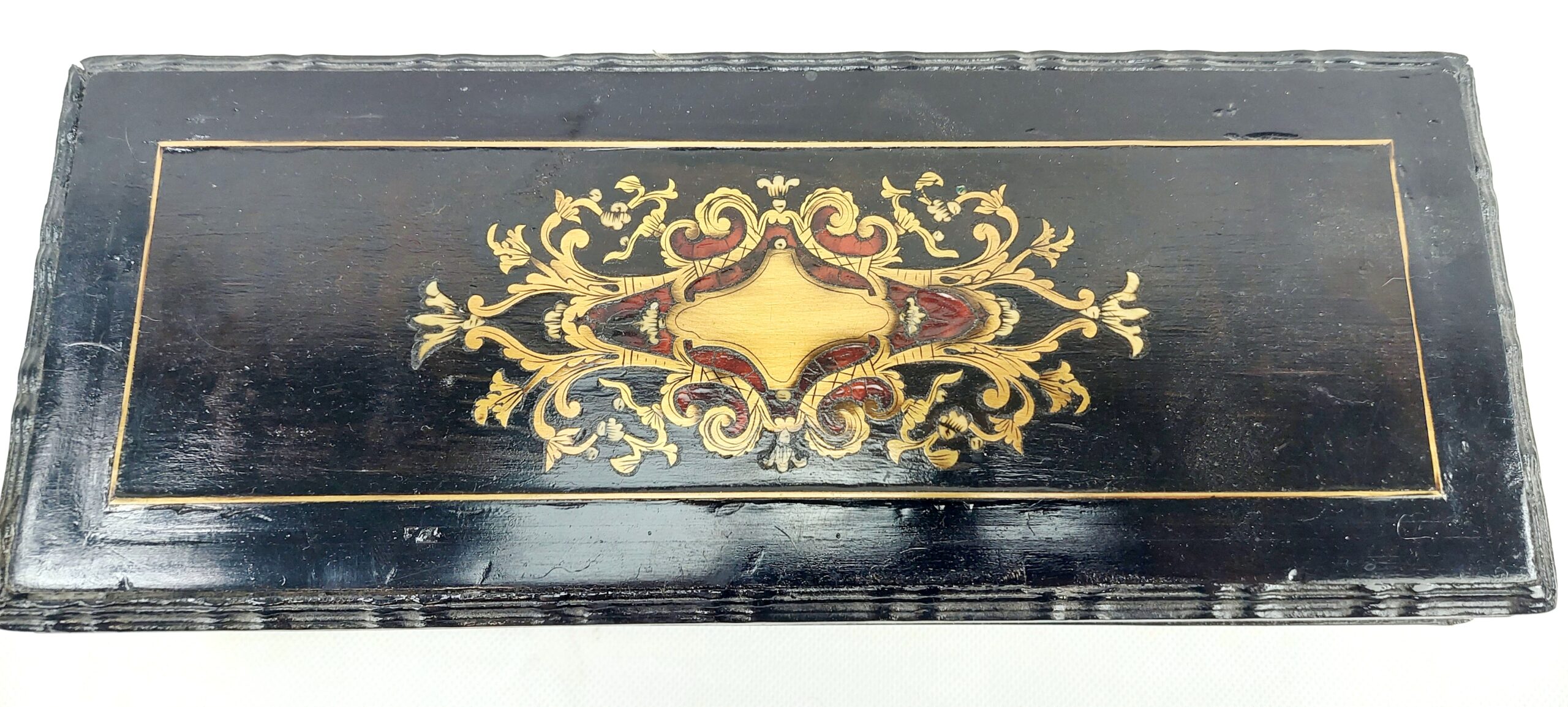 Victorian Ladies Glove Box - Image 4