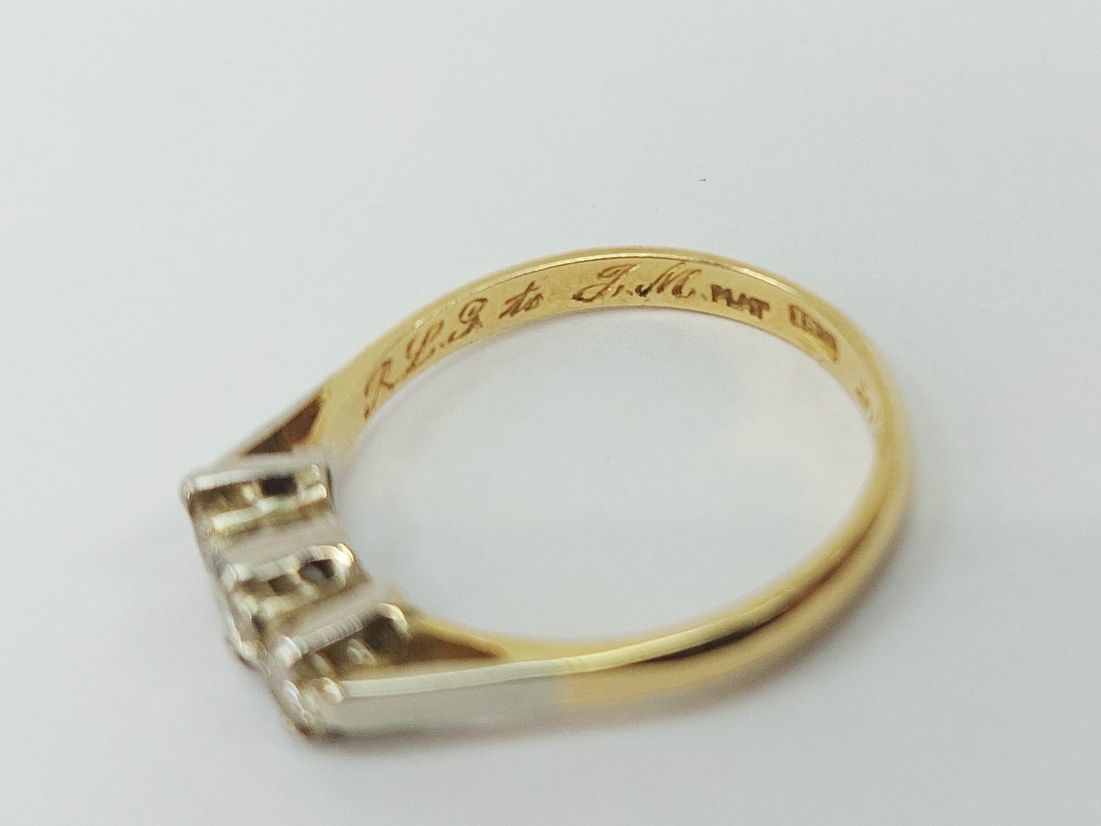 18ct Yellow Gold Diamond Trilogy Ring c1939 UK Size N+, US 6.75 - Image 5