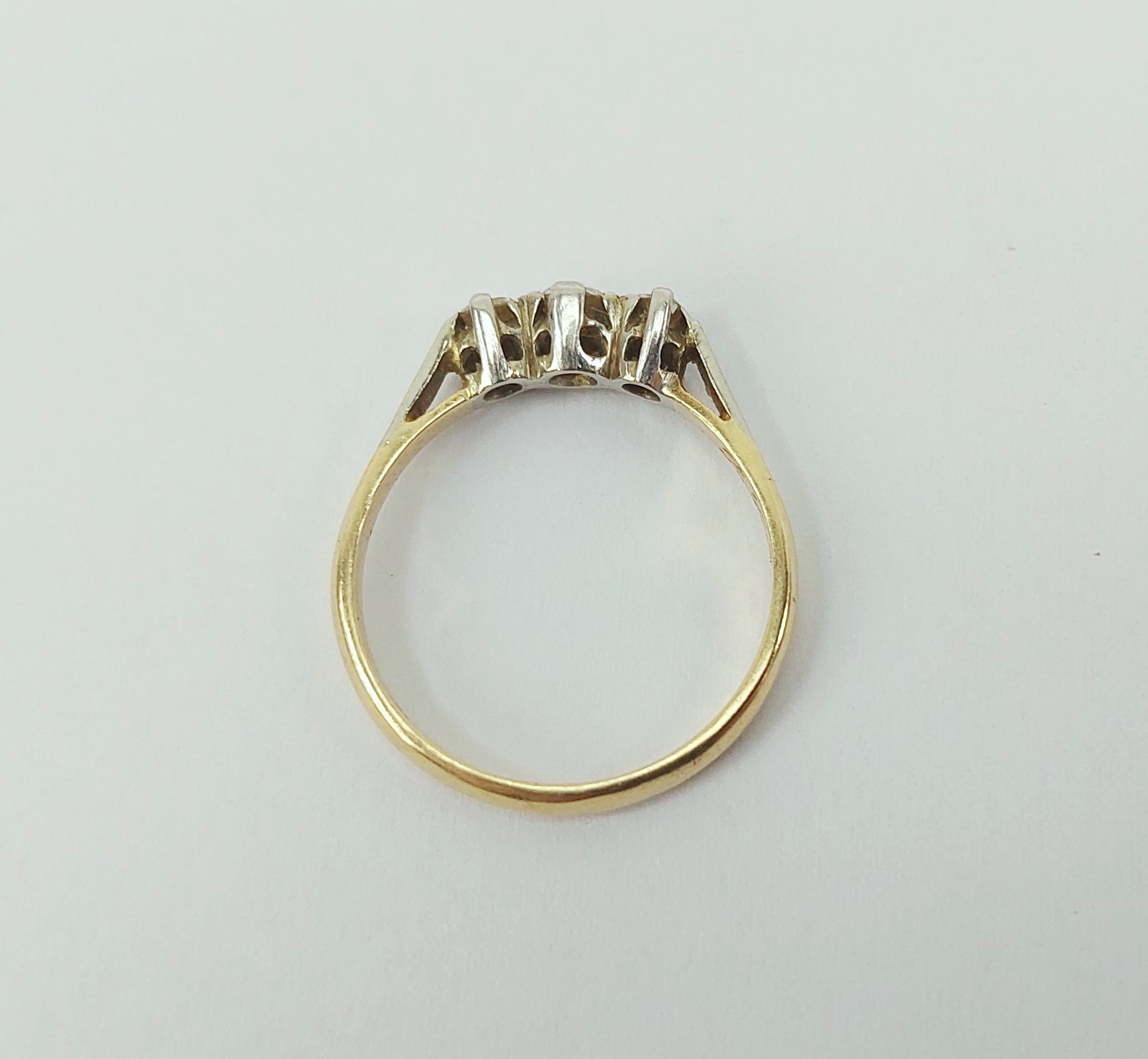 18ct Yellow Gold Diamond Trilogy Ring c1939 UK Size N+, US 6.75 - Image 7