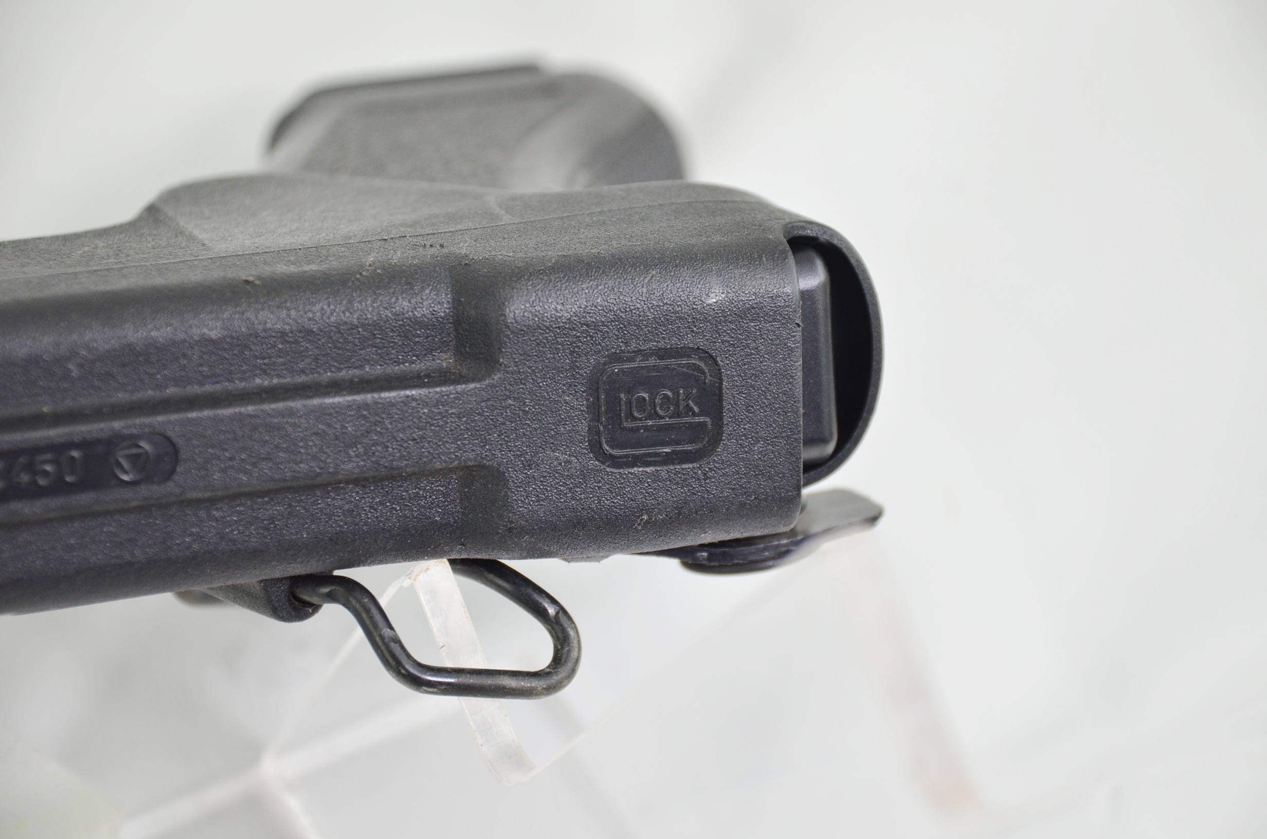 Glock 17 9mm Second Generation (Deactivated) - Image 12