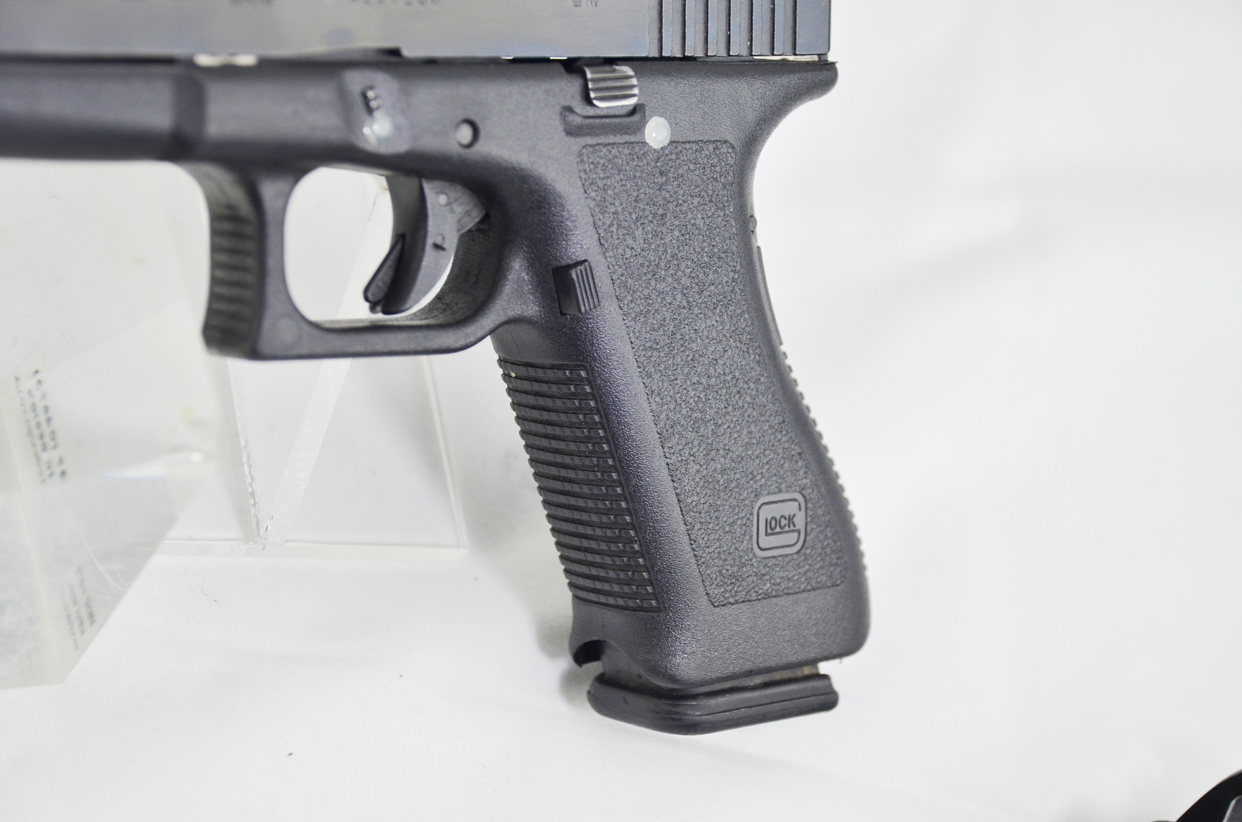 Glock 17 9mm Second Generation (Deactivated) - Image 7