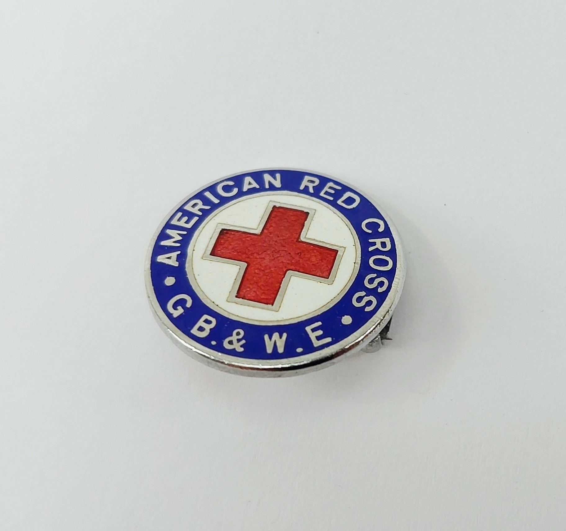 WW2 American Red Cross Great Britain & Western Europe Enamel Badge - Image 2
