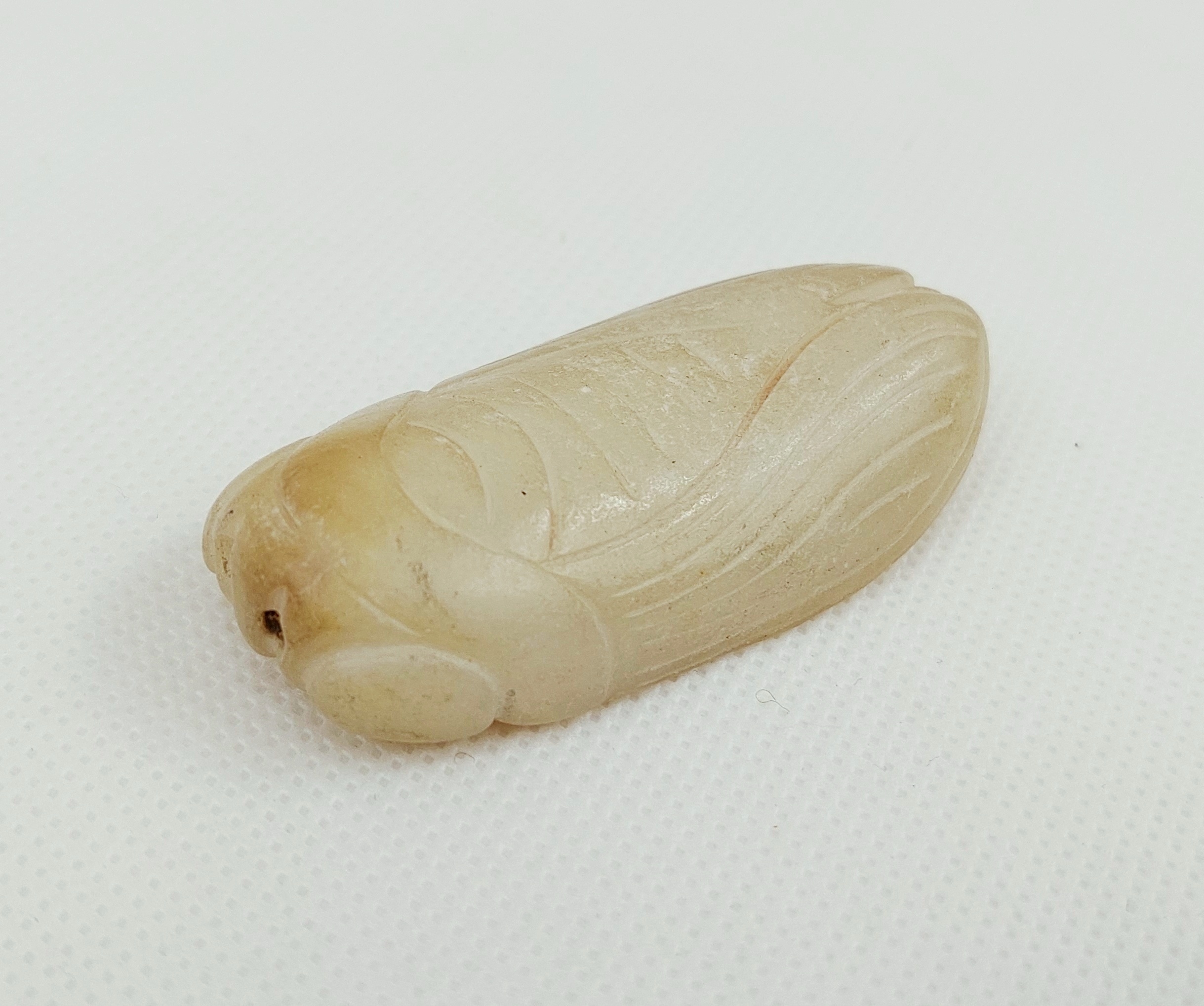 Chinese Ming Dynasty Carved Jade Cicada - Image 2