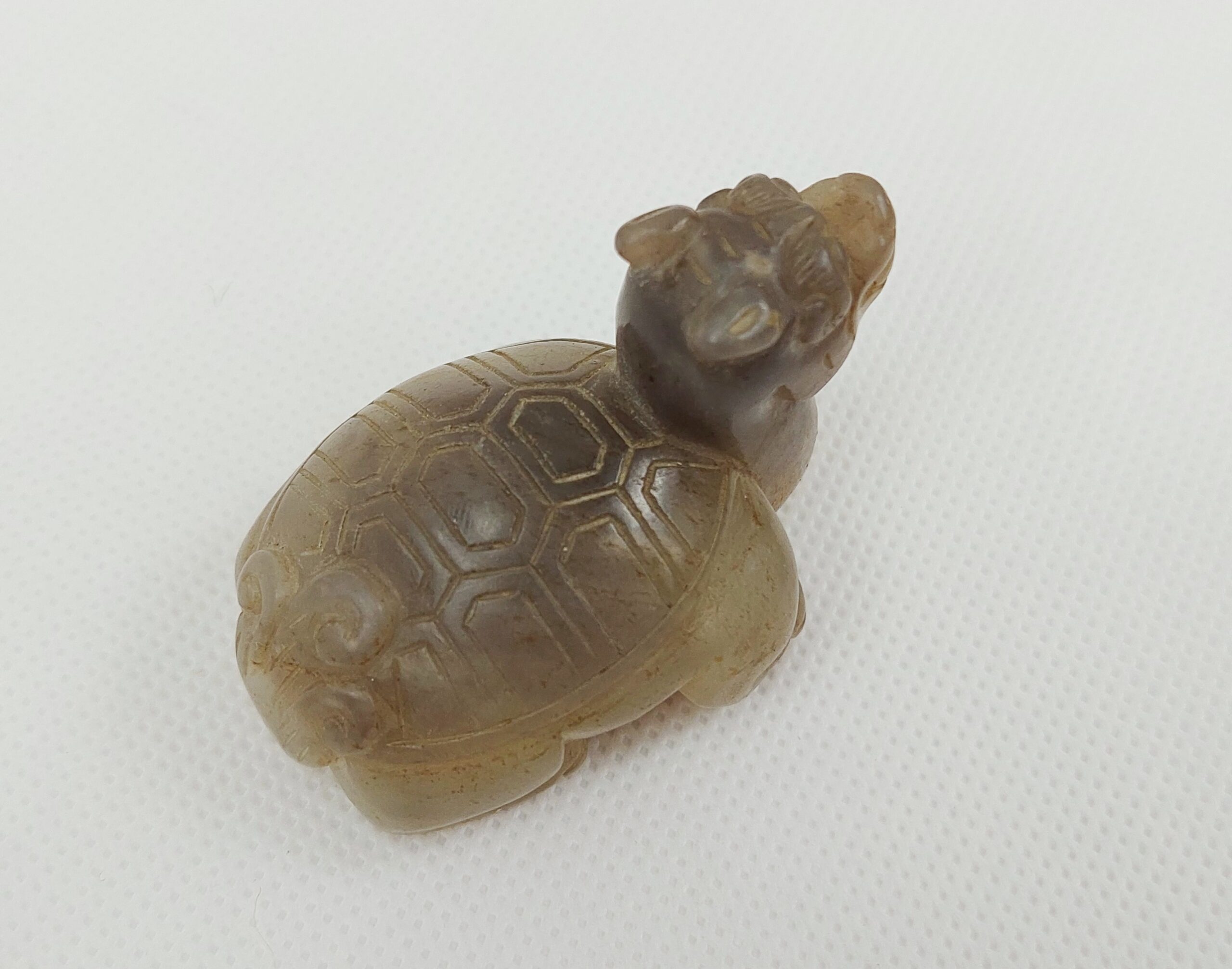 Chinese Qing Dynasty Nephrite Jade Tortoise With Dragon Head - Image 4