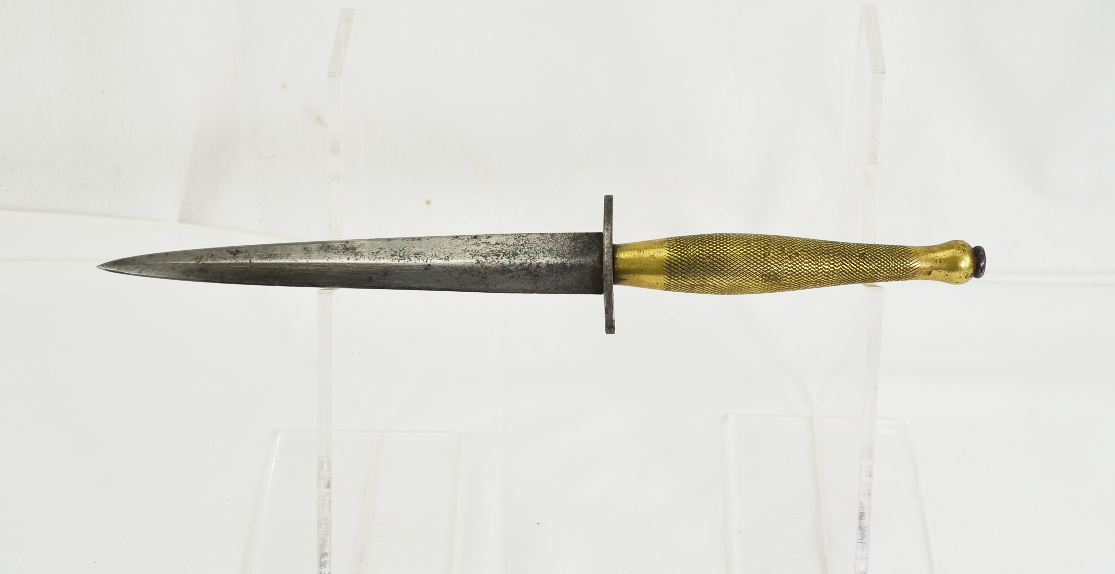 Original WW2 2nd Pattern Fairbairn Sykes Commando Fighting Knife #1 - Image 3