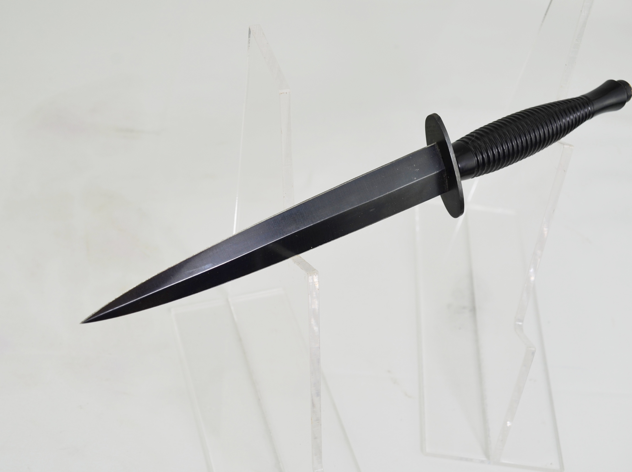 British Fairbairn-Sykes 3rd Pattern Commando Knife - Image 5