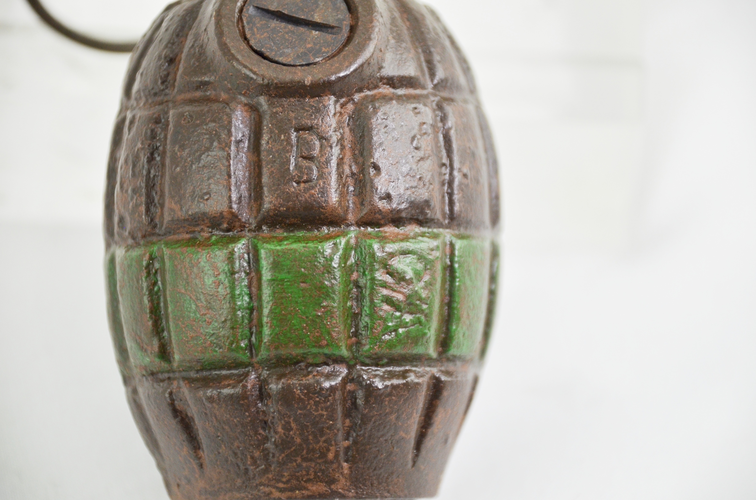 Original WW2 British No.36M Mk 1 Mills Bomb - Image 6