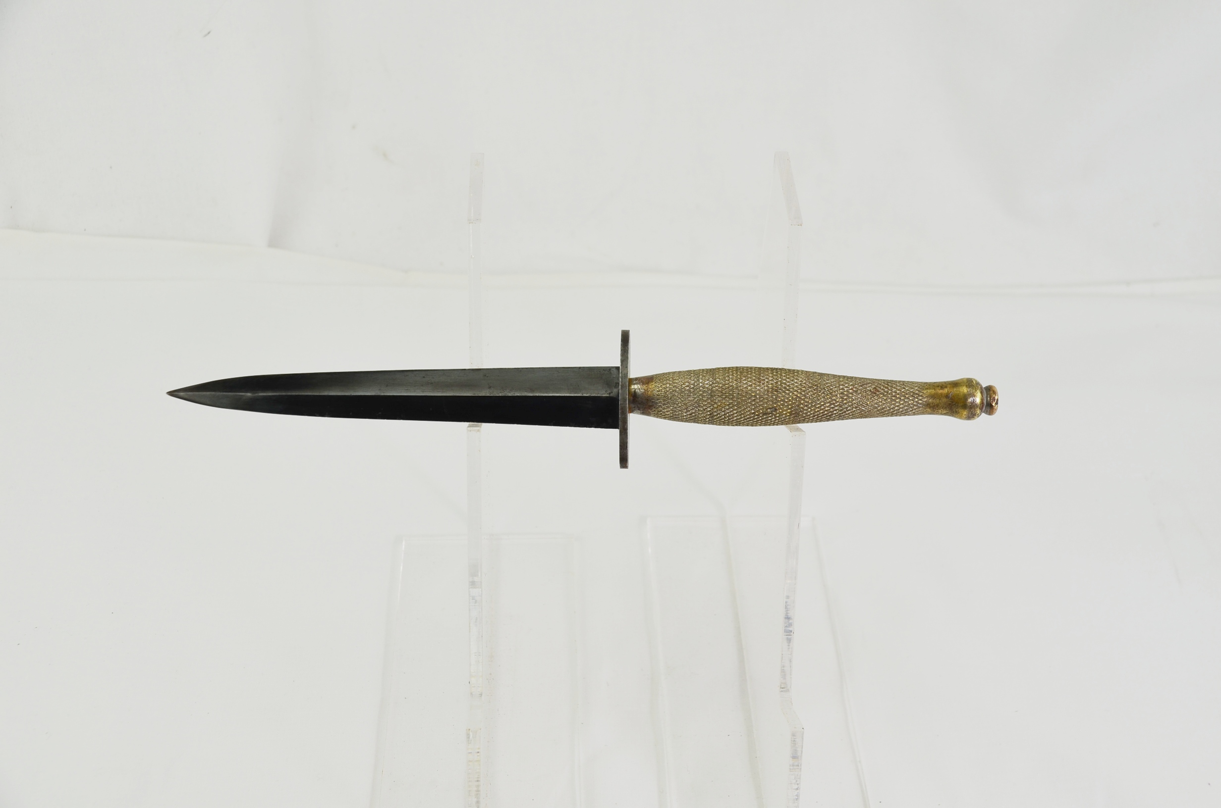 Original WW2 2nd Pattern Fairbairn Sykes Commando Fighting Knife #2 - Image 2